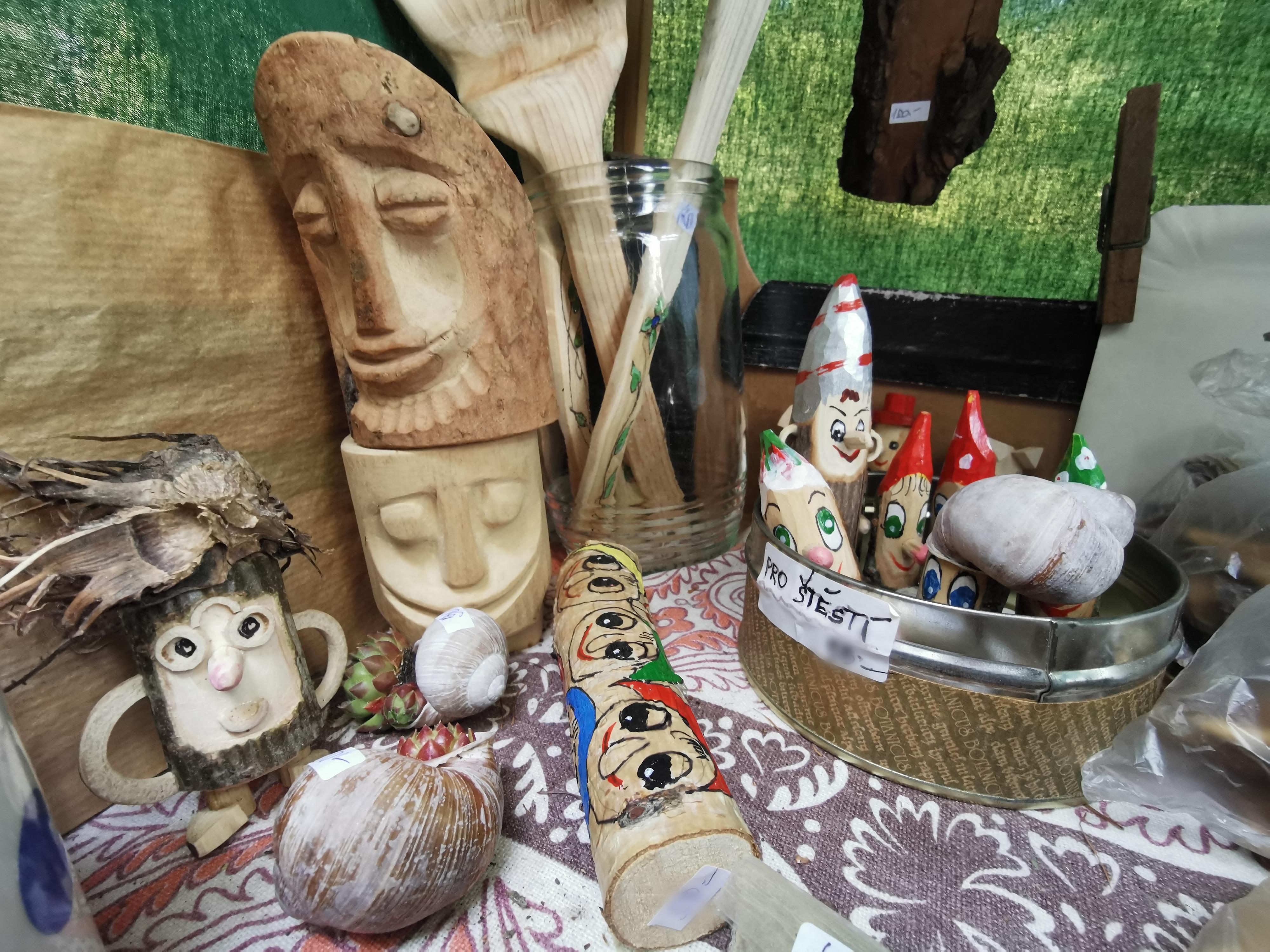 Lesní mini prodejnička Borová Lada