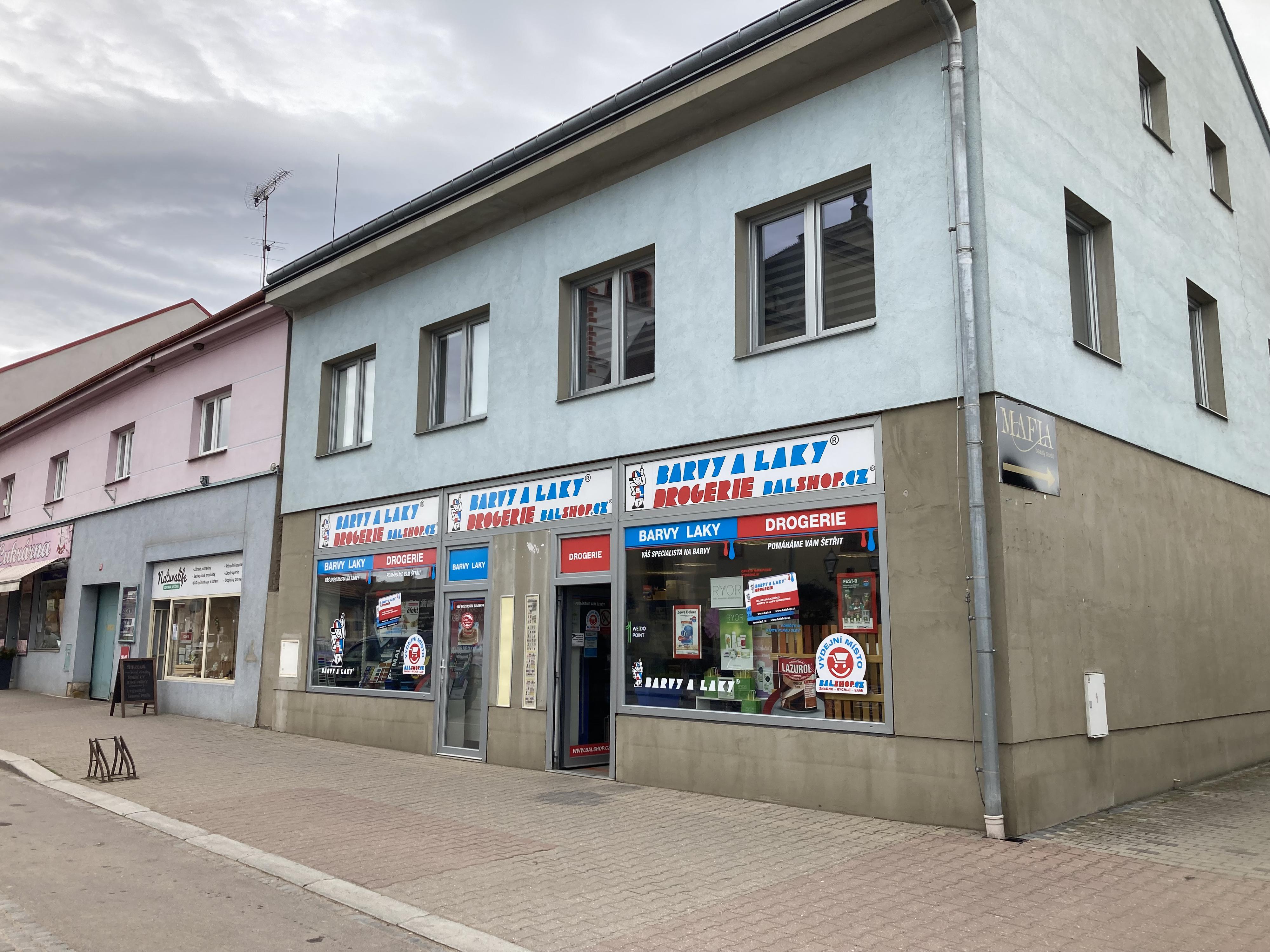 BARVY A LAKY DROGERIE foto 5