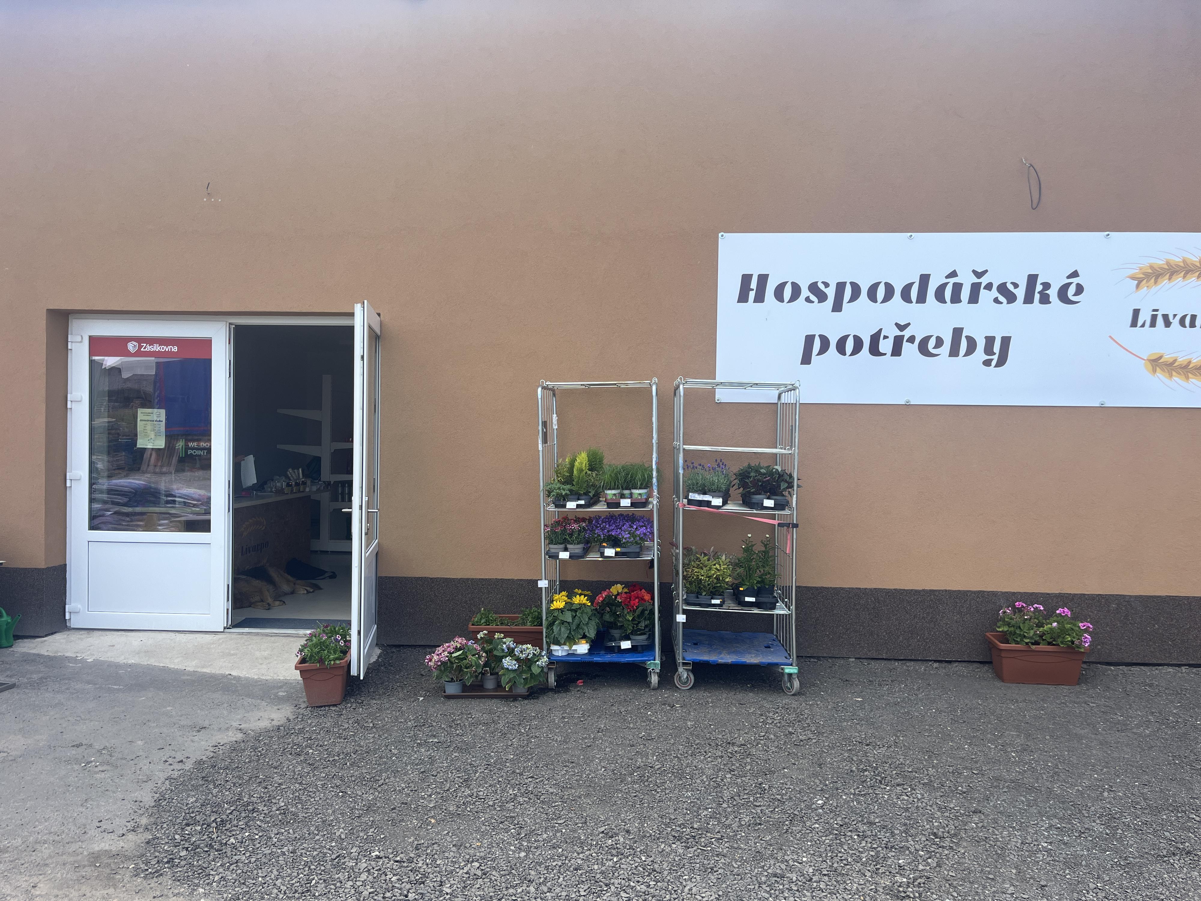 Hospodářské potřeby Livarpo CZ