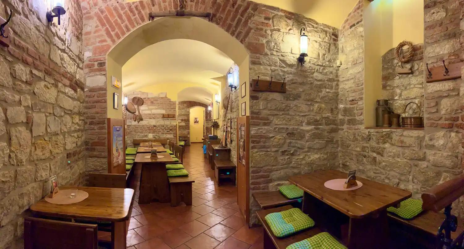 Restaurace U Dělového kříže foto 3