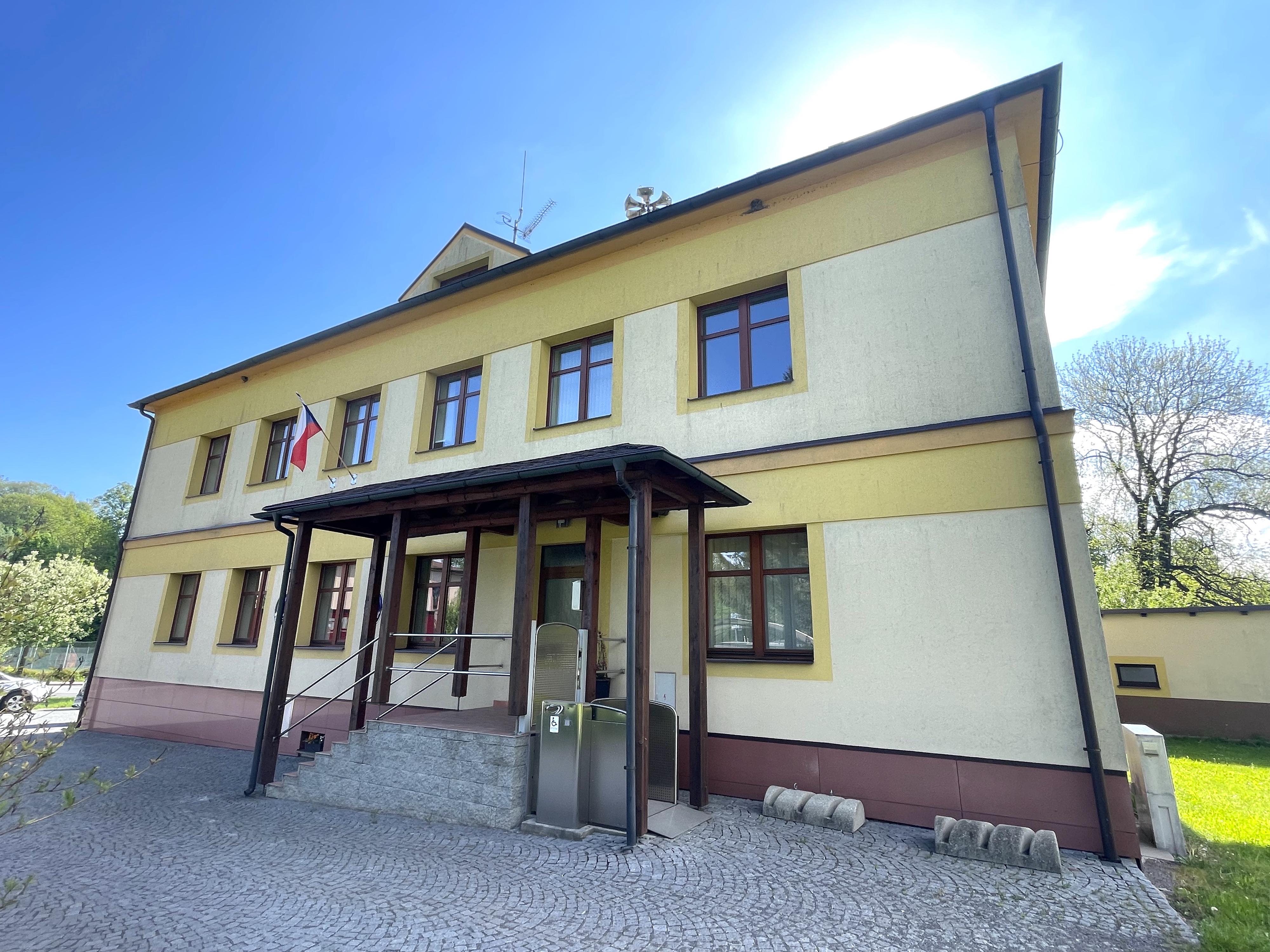 Třebovice - obecní úřad foto 3