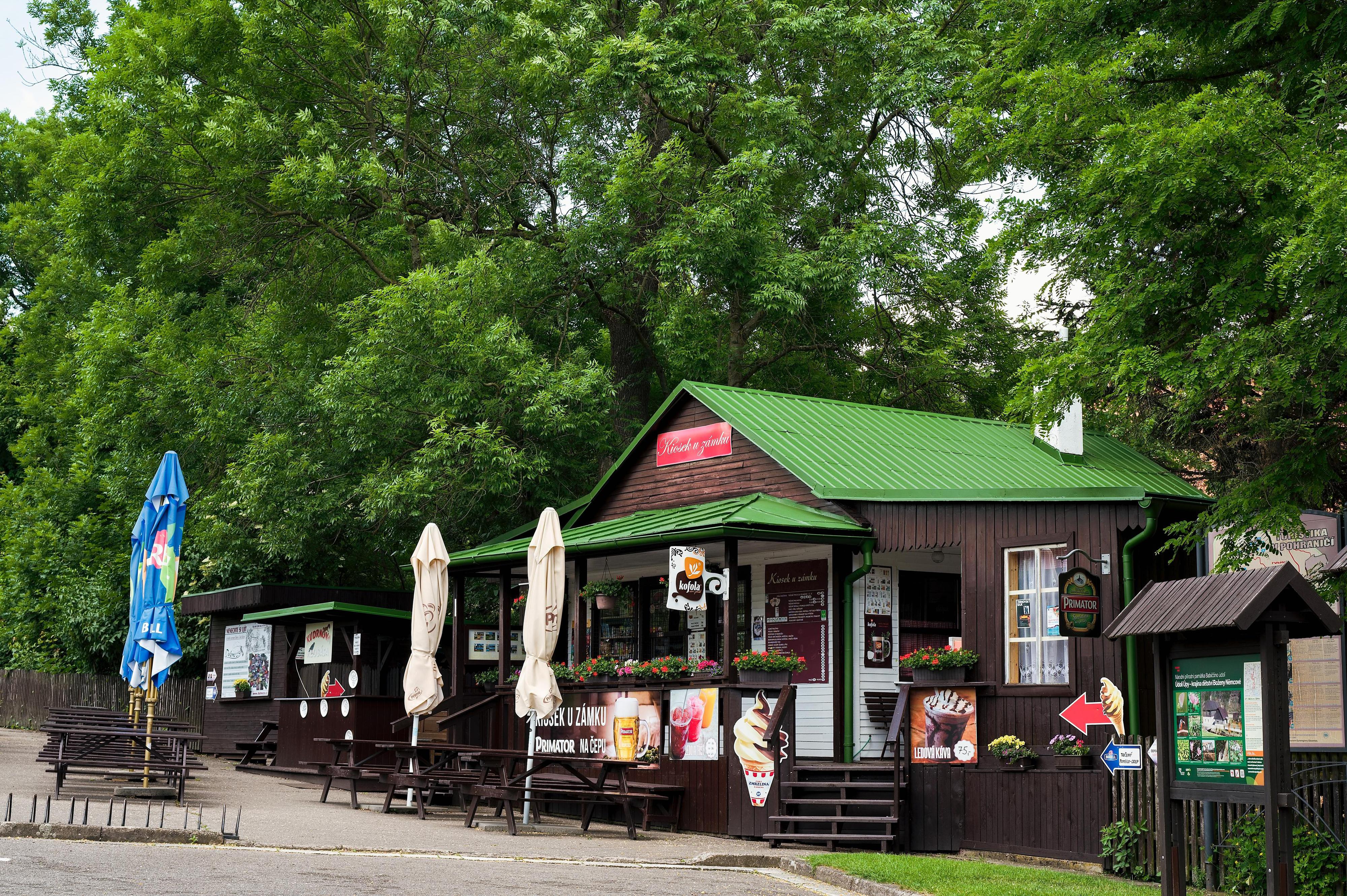 Kiosek u zámku foto 4