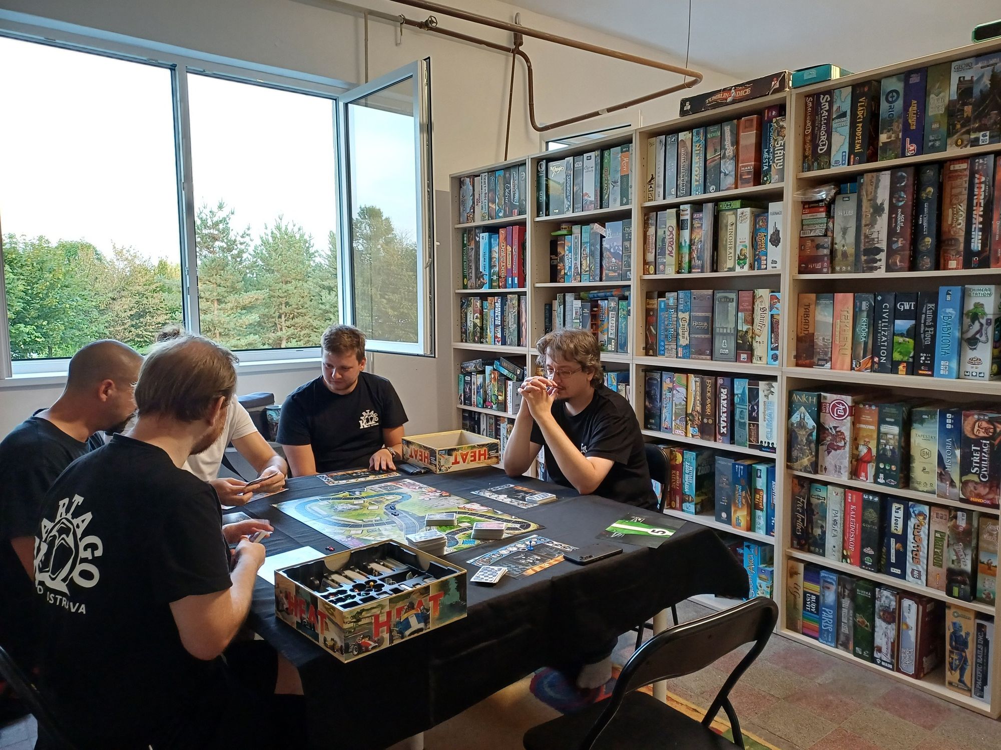 Klub deskových her Kartago foto 3