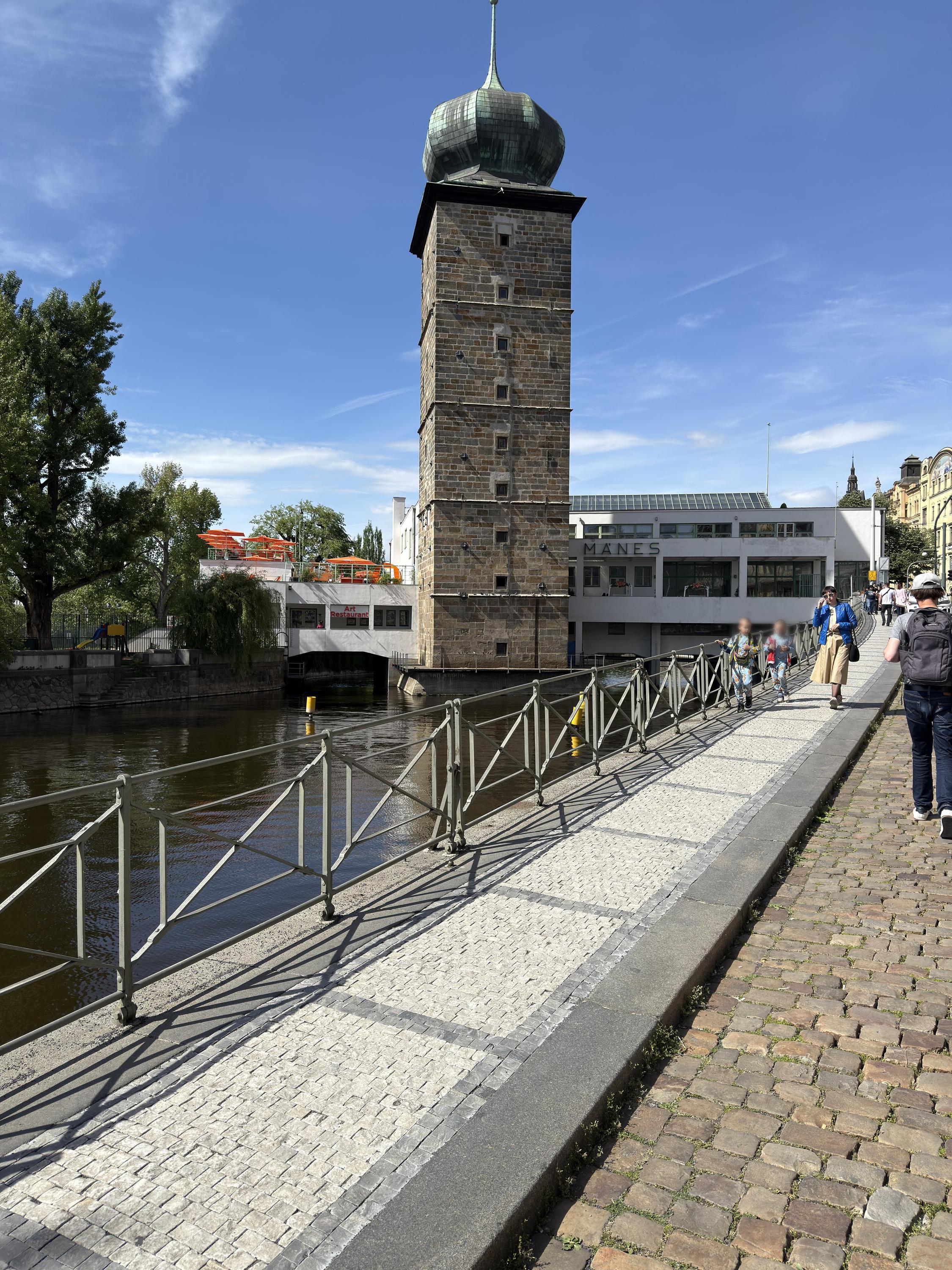 Galerie Mánes foto 5