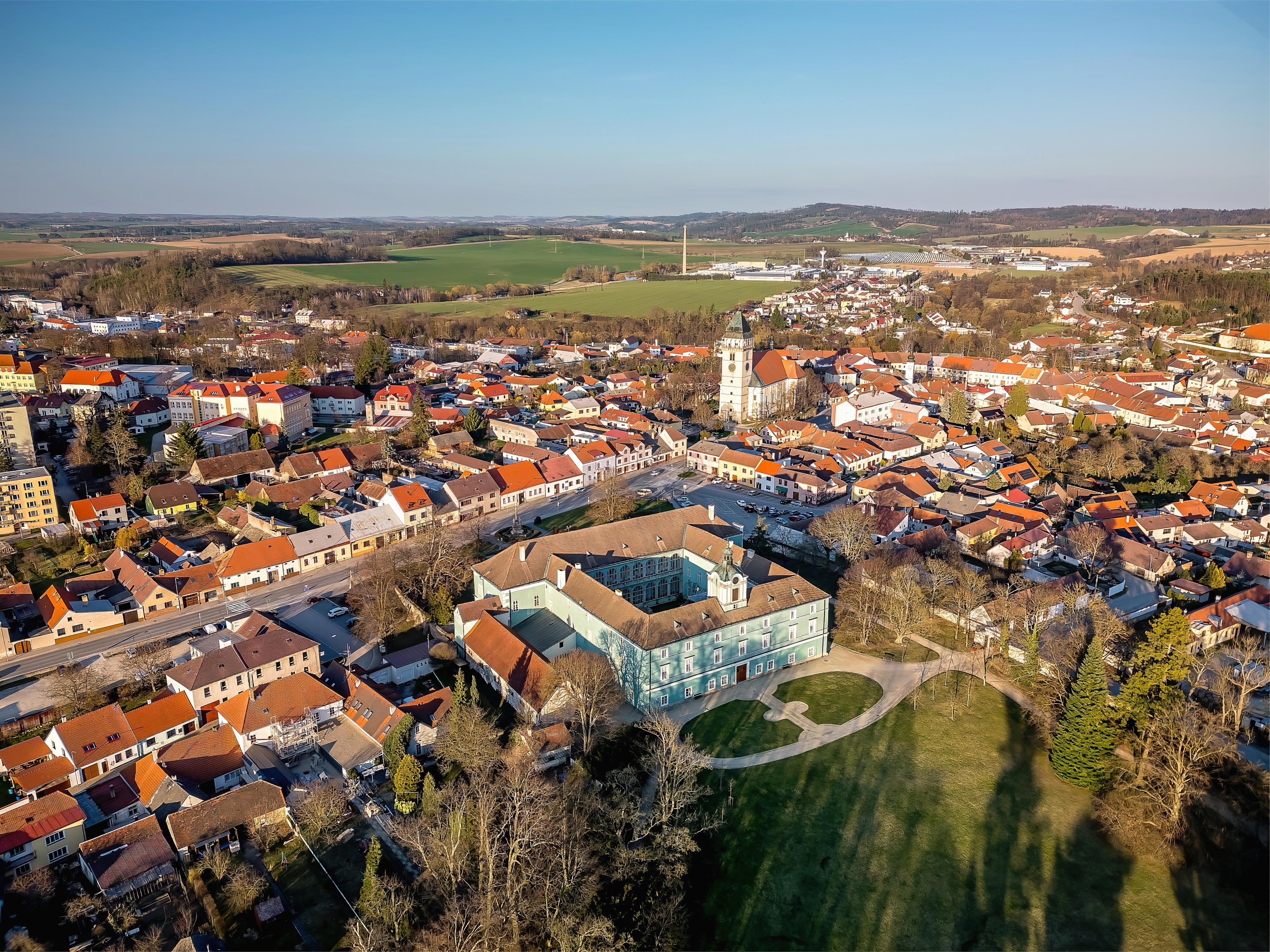 Státní zámek Dačice foto 3