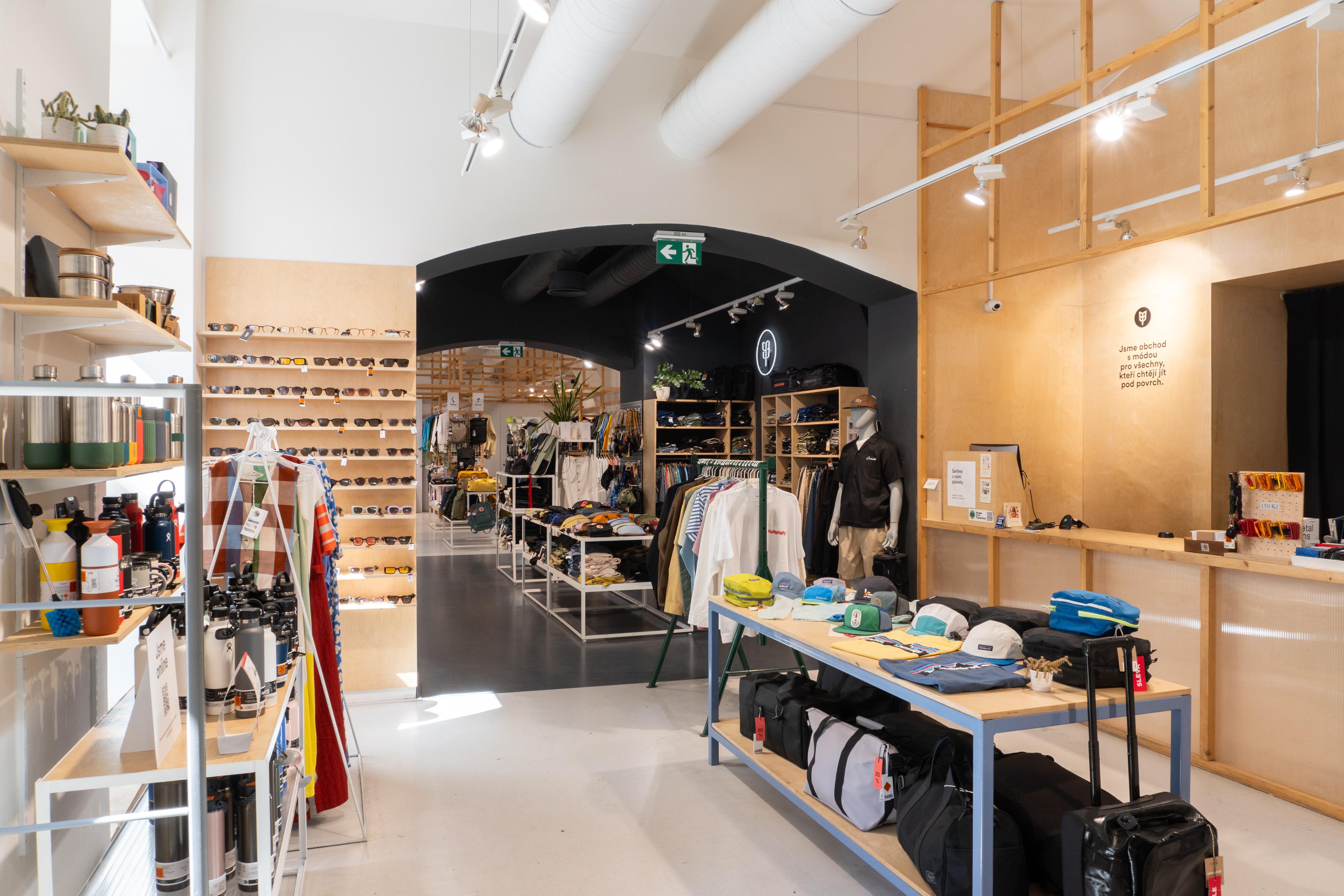 Freshlabels Flagship Store foto 5