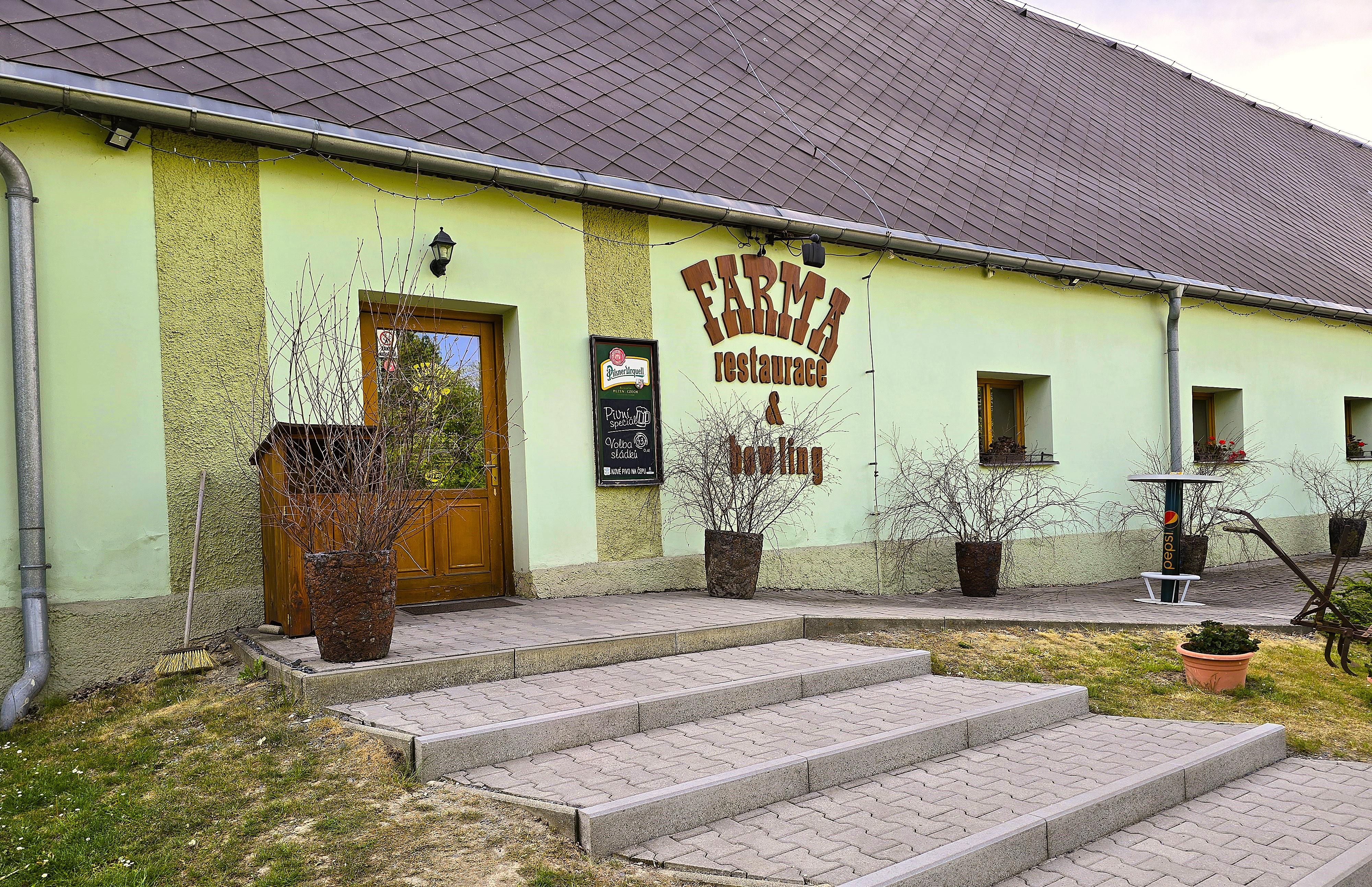 Restaurace a bowling Farma foto 4