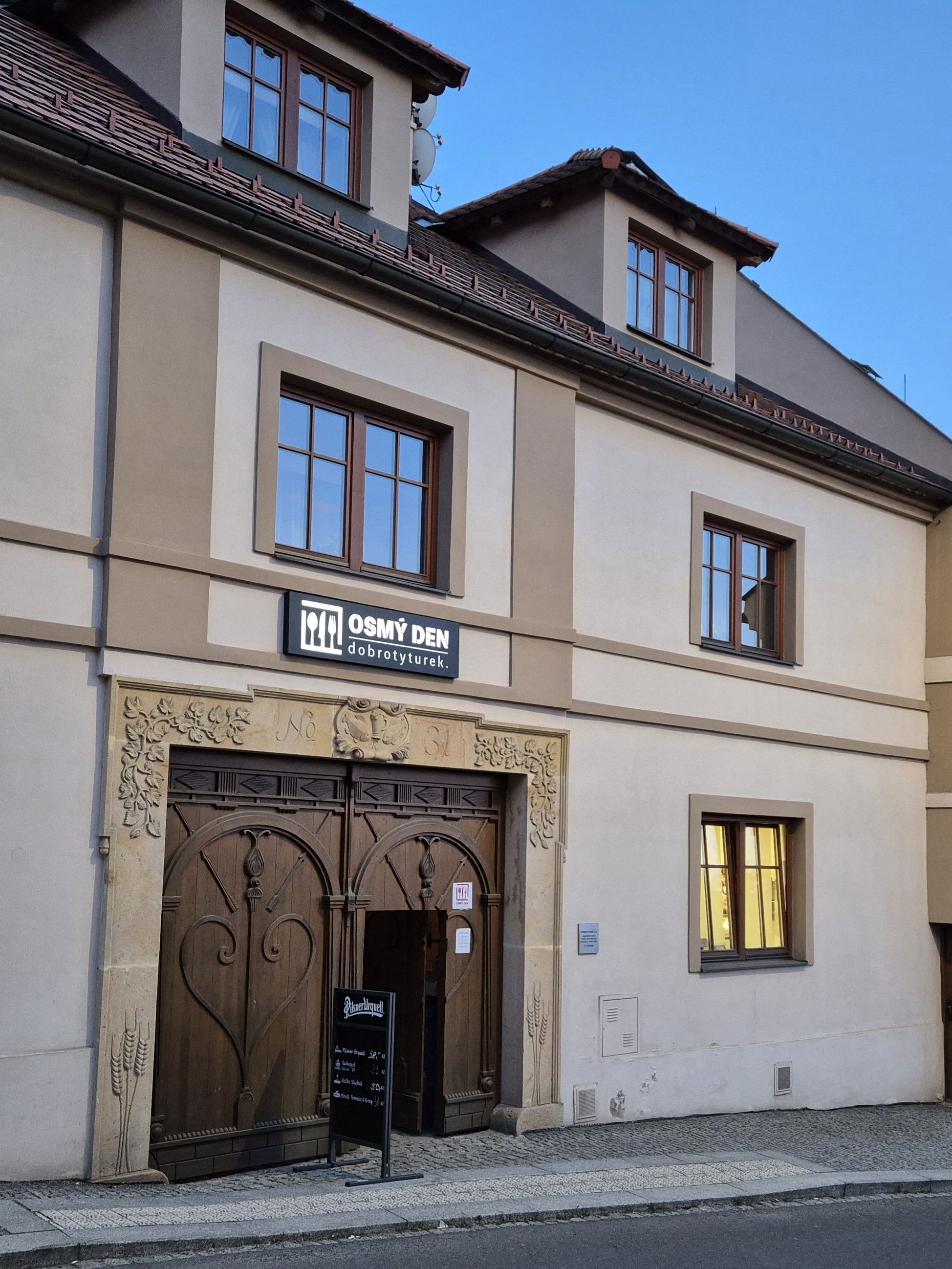 Osmý den