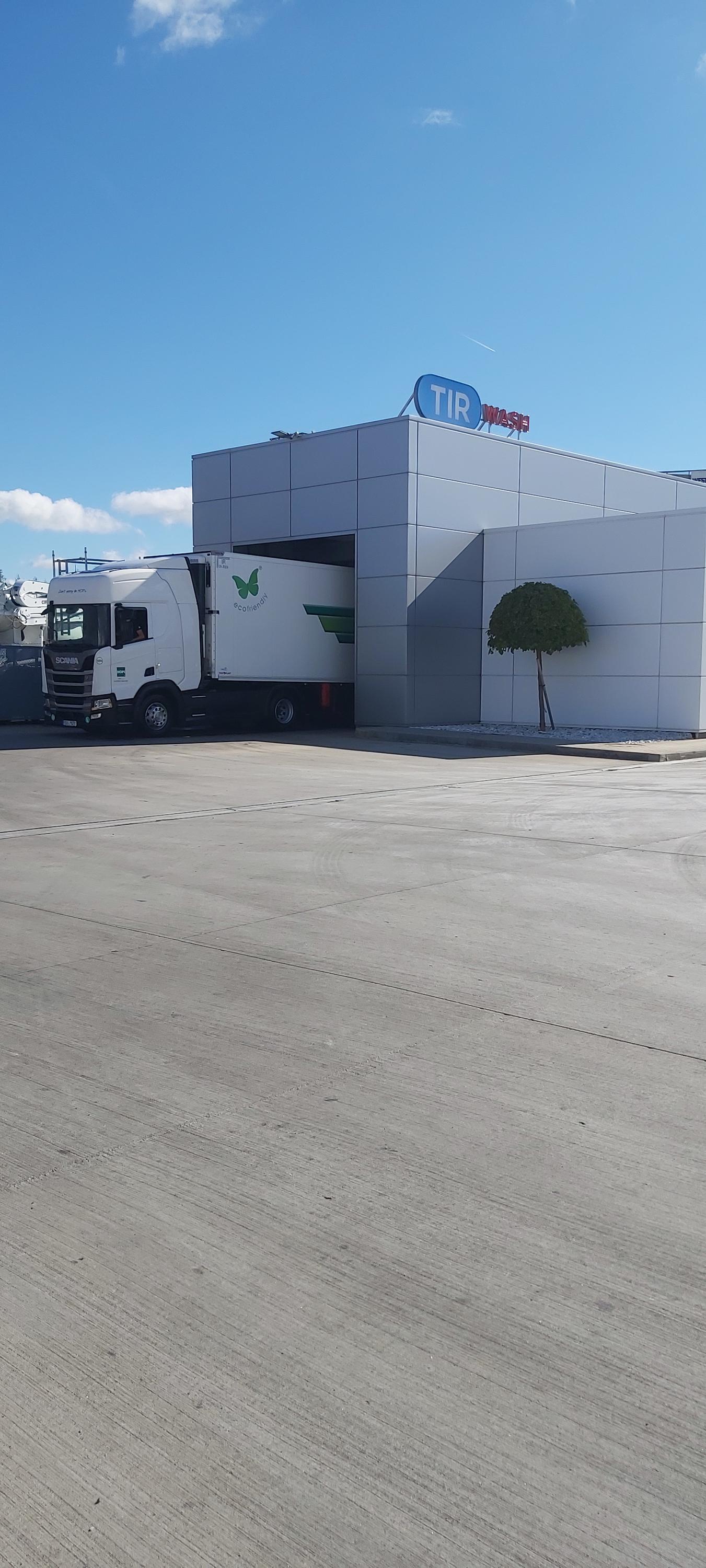 TIR Wash D1 foto 4
