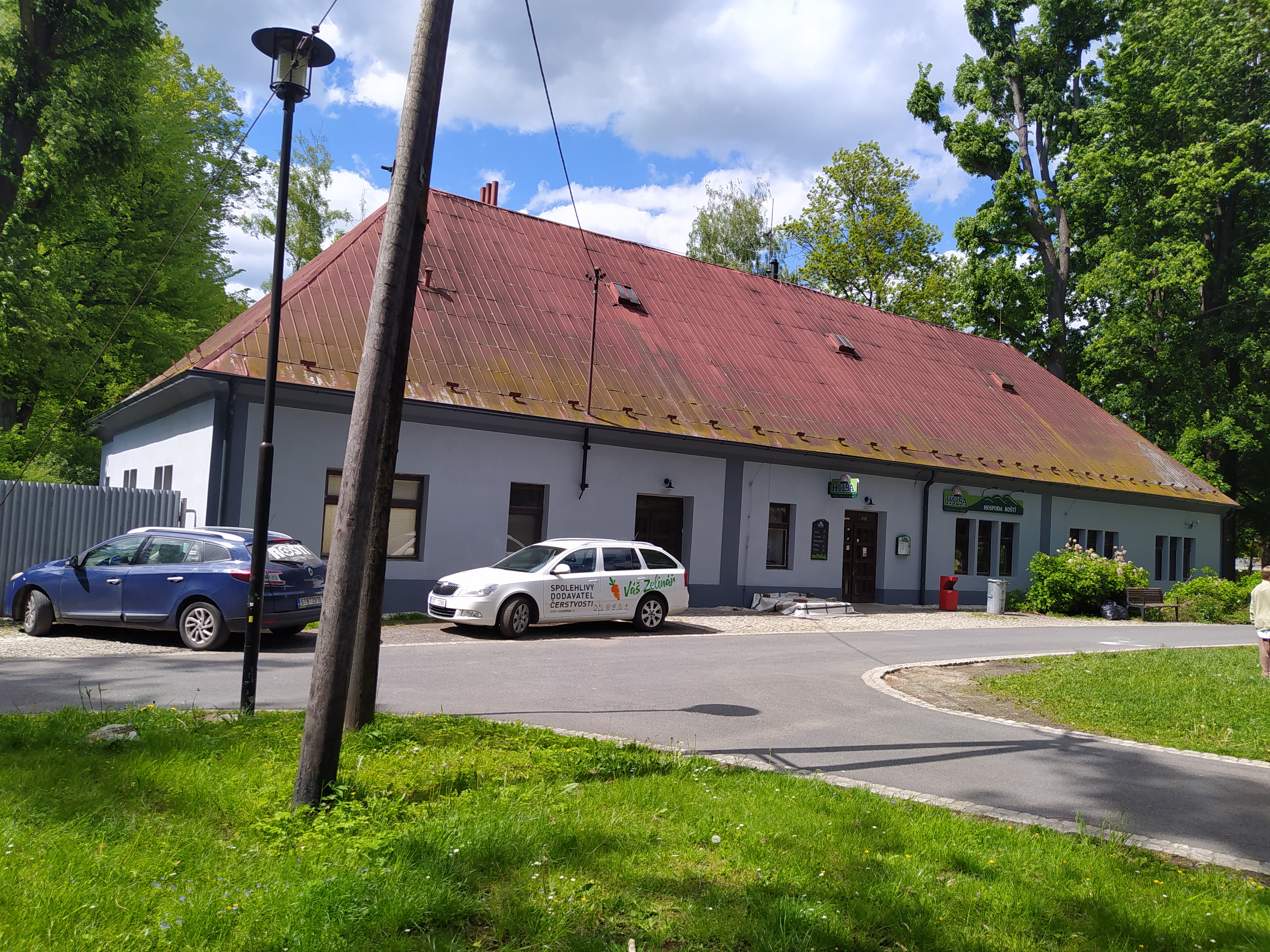 Roští - Hospoda v parku foto 3