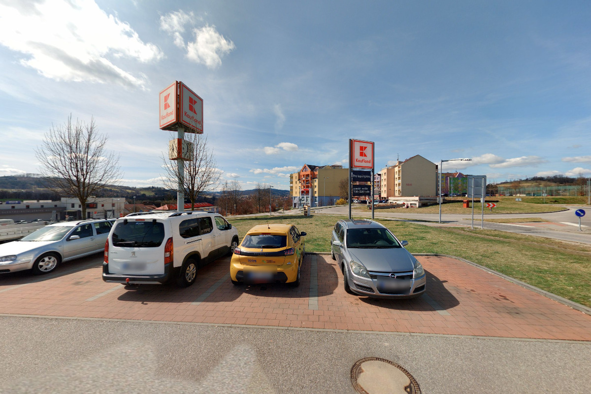 Nabíjecí stanice ČEZ foto 3