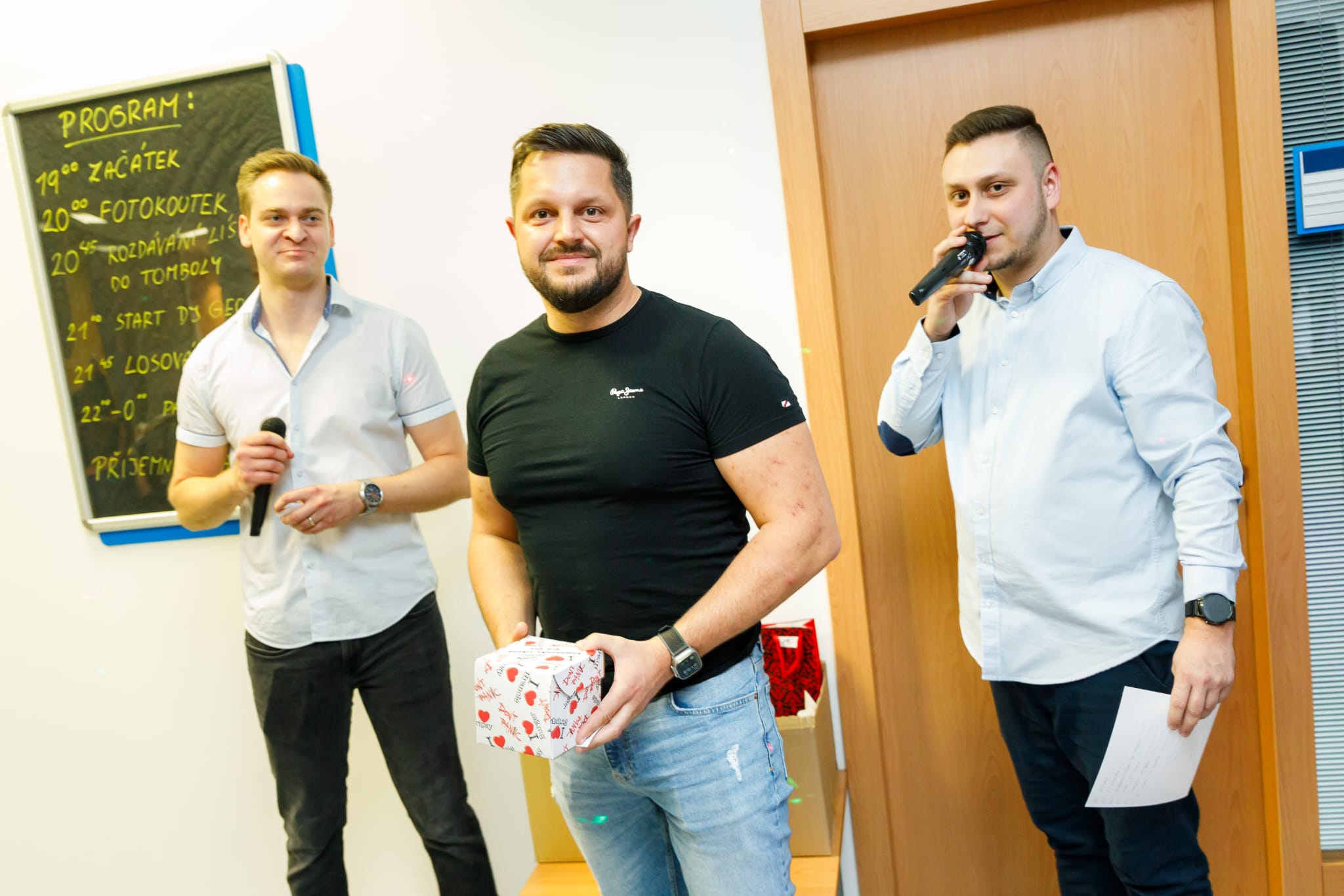 DJGEORGEZLIN.CZ - svatby a soukromé akce foto 3