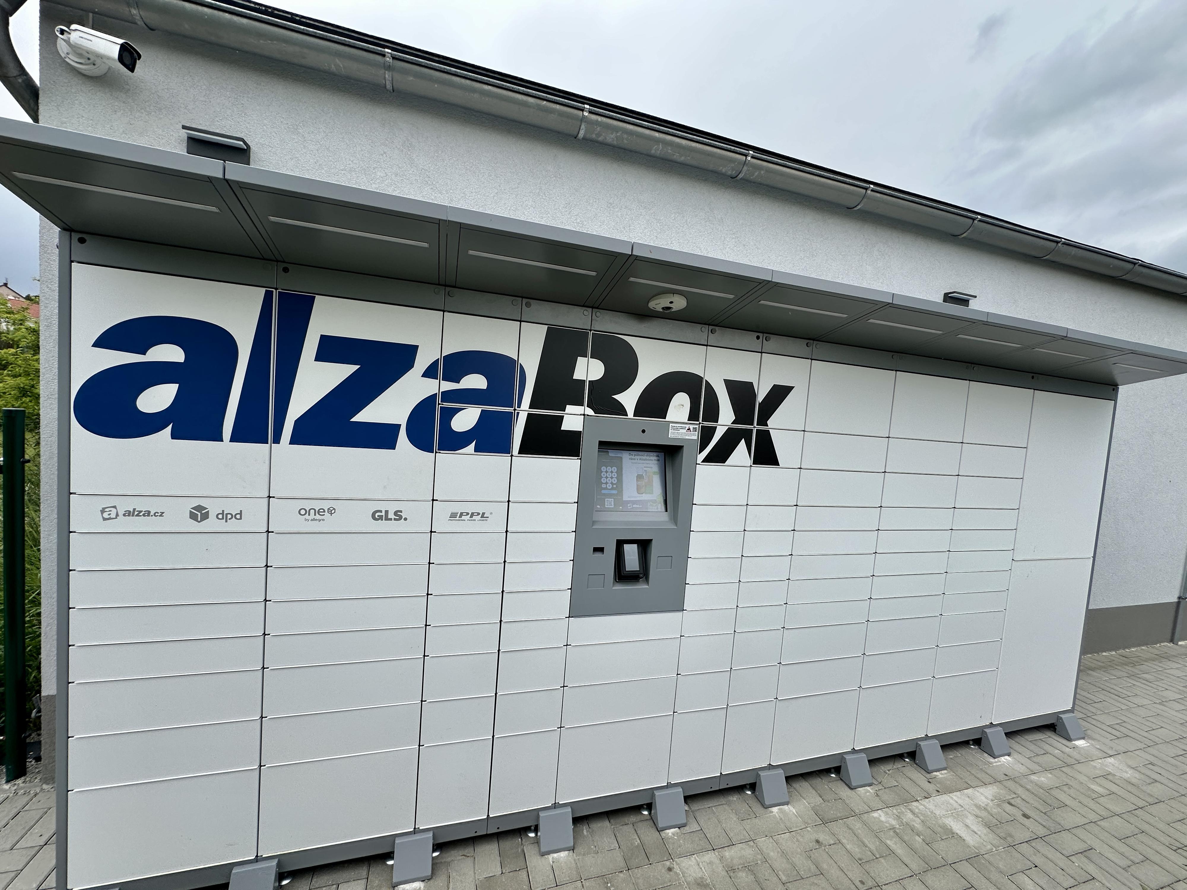 AlzaBox