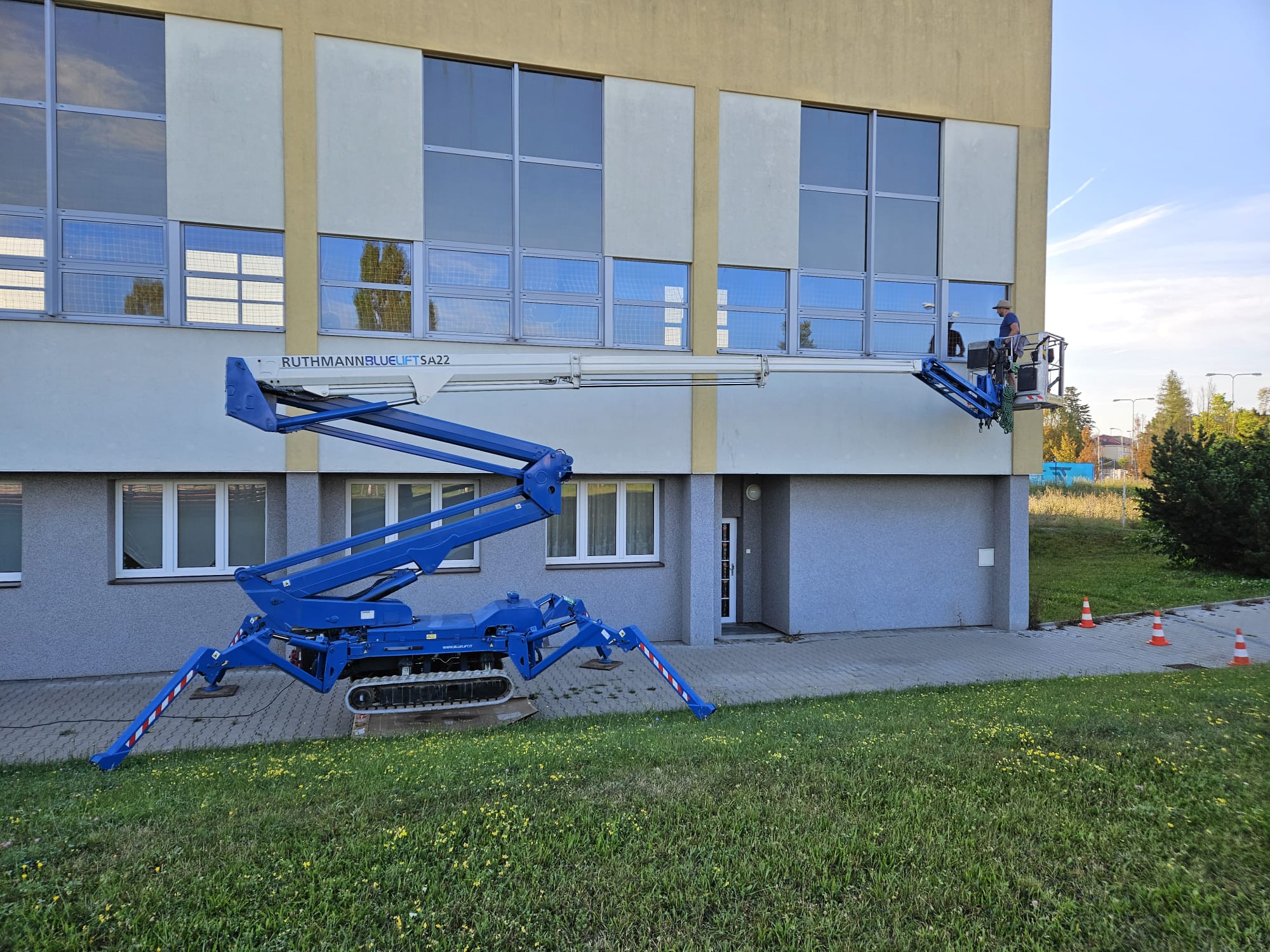 TR DREAM – Rizikové kácení a výškové práce foto 5