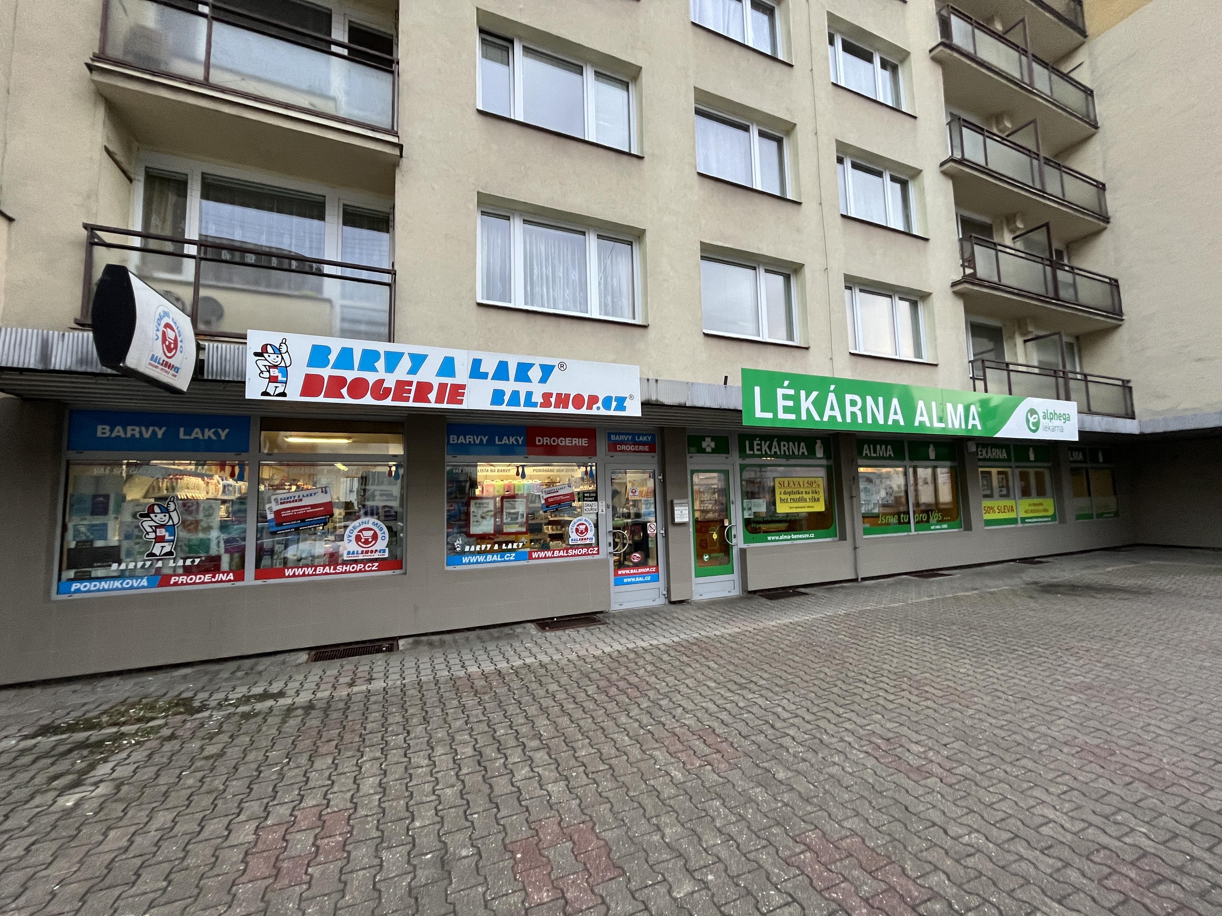 BARVY A LAKY DROGERIE foto 2
