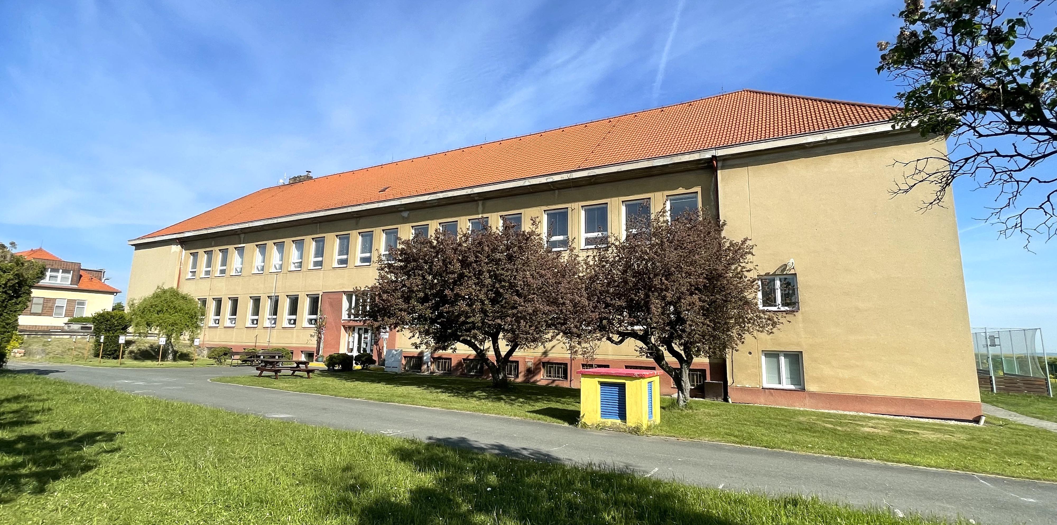 Základní škola a Mateřská škola Červené Janovice