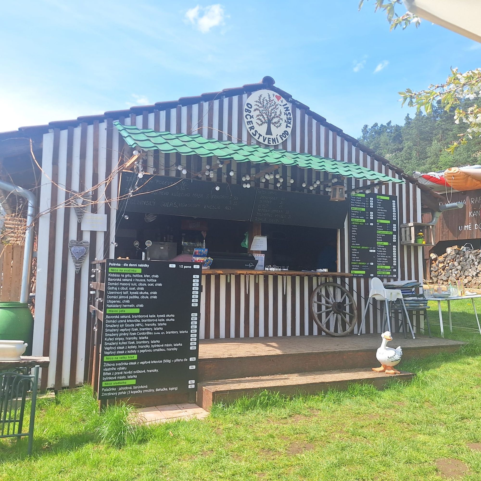 Občerstvení Pod Třešní foto 2