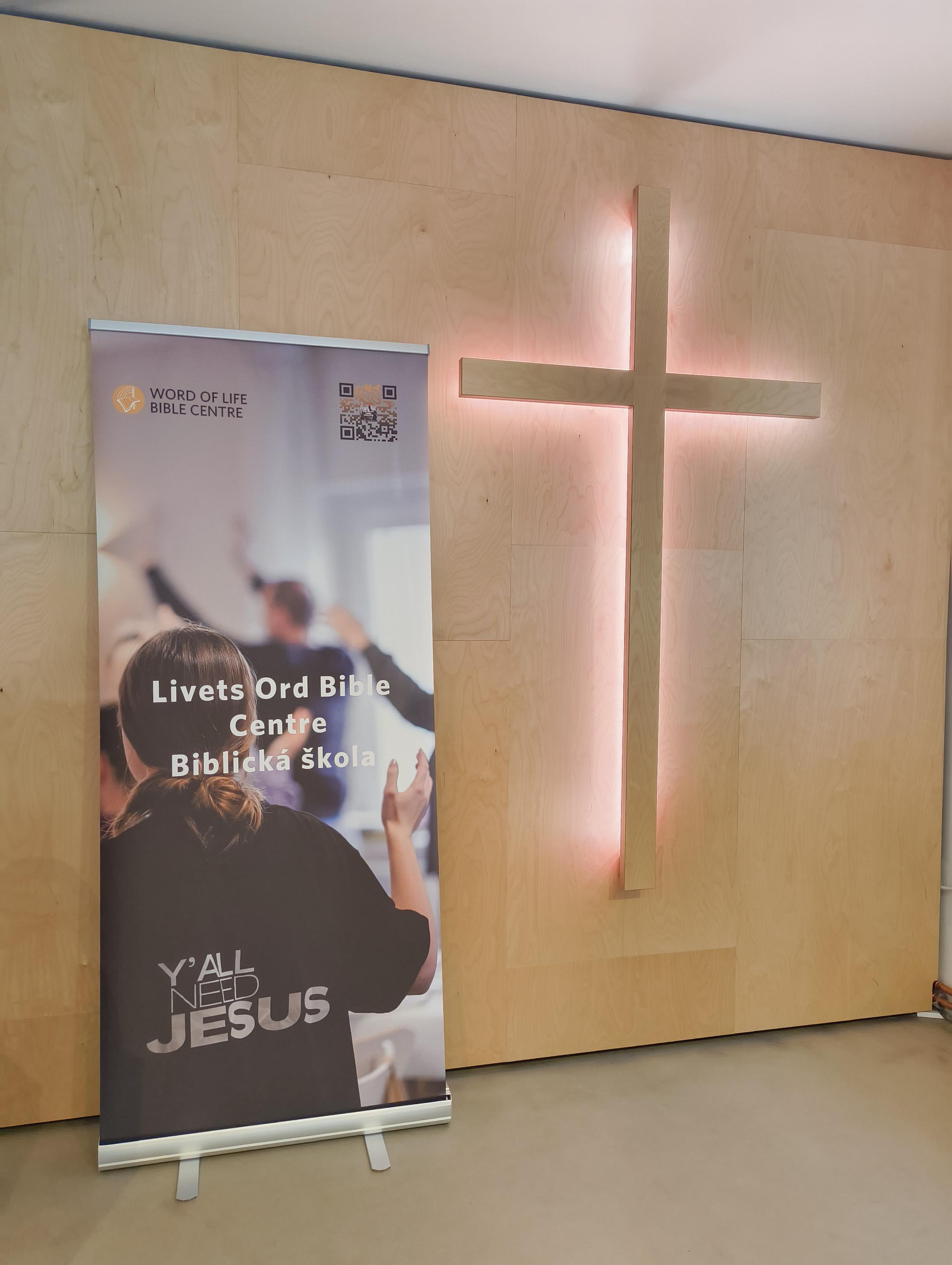 JESUS HOUSE foto 6