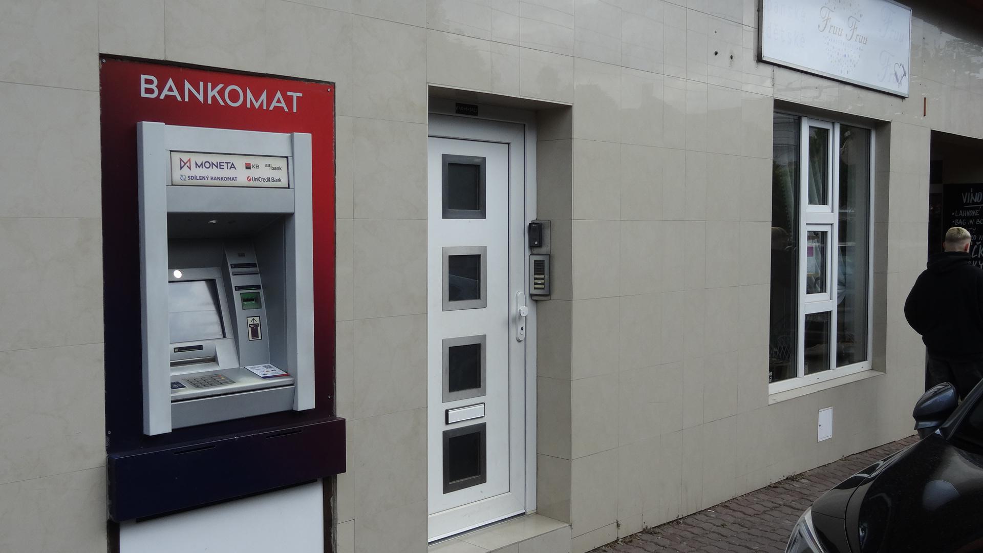 Bankomat MONETA Money Bank