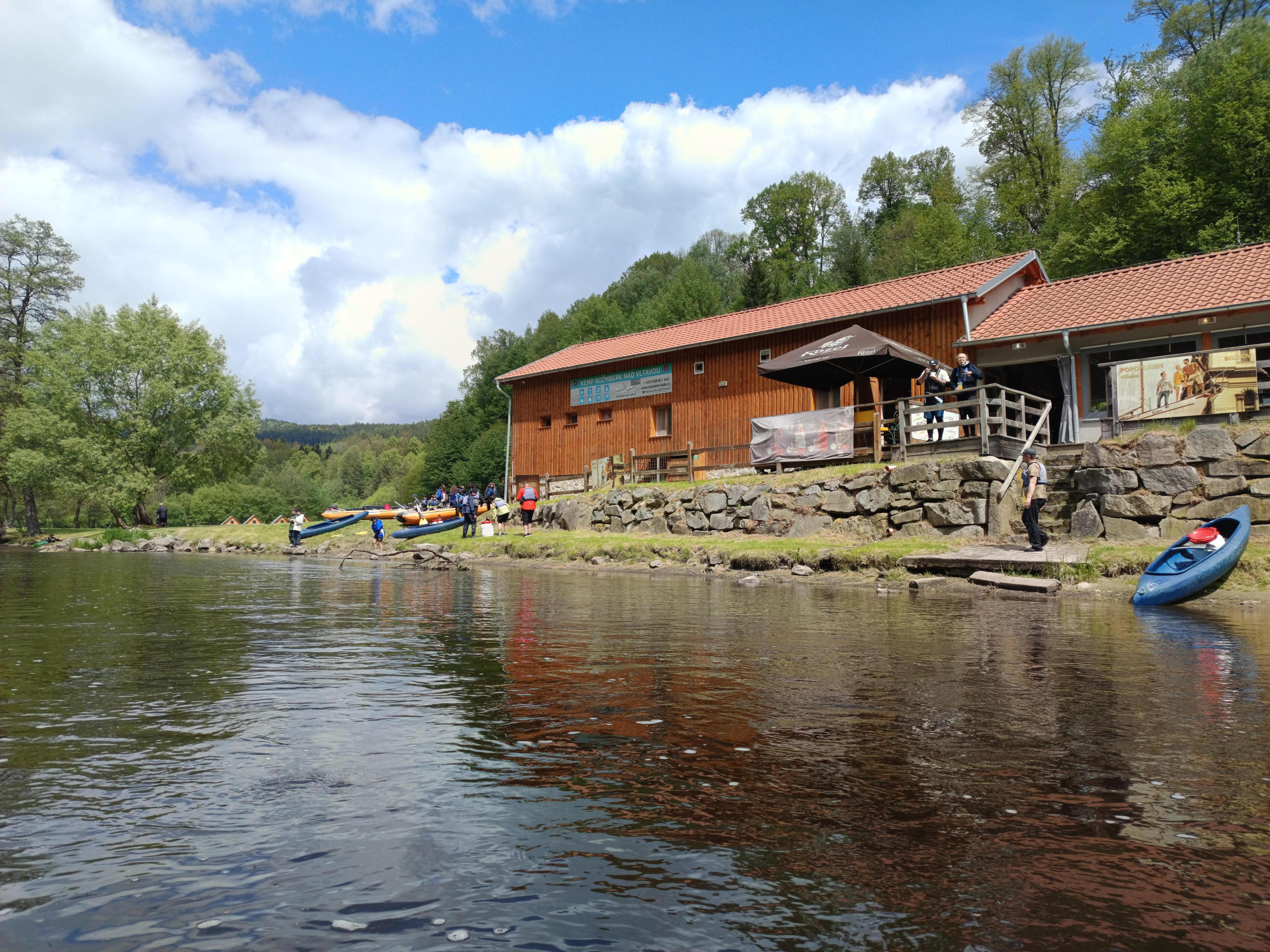 Půjčovna lodí Dronte