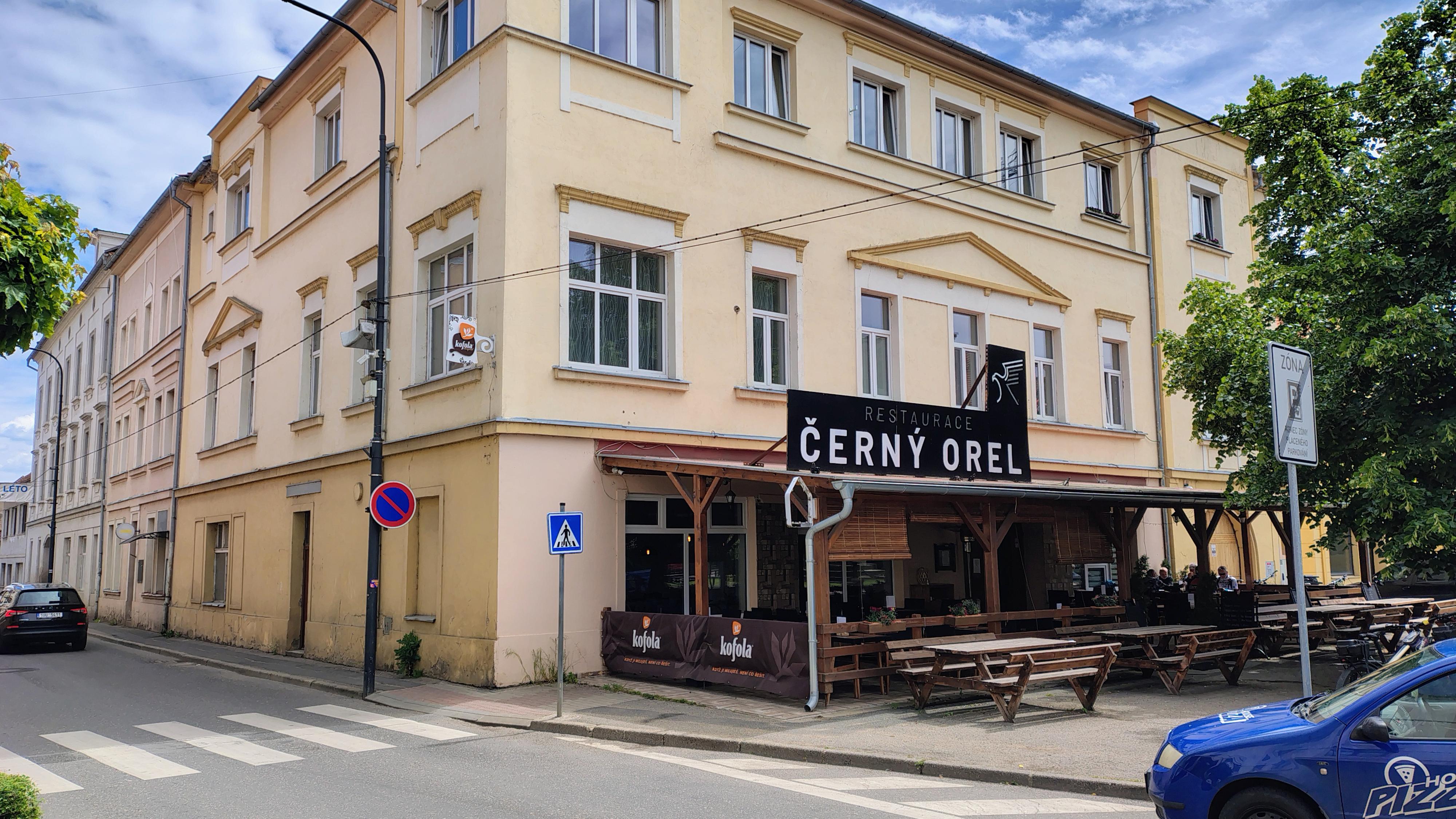 Restaurace Černý Orel Libochovice foto 2