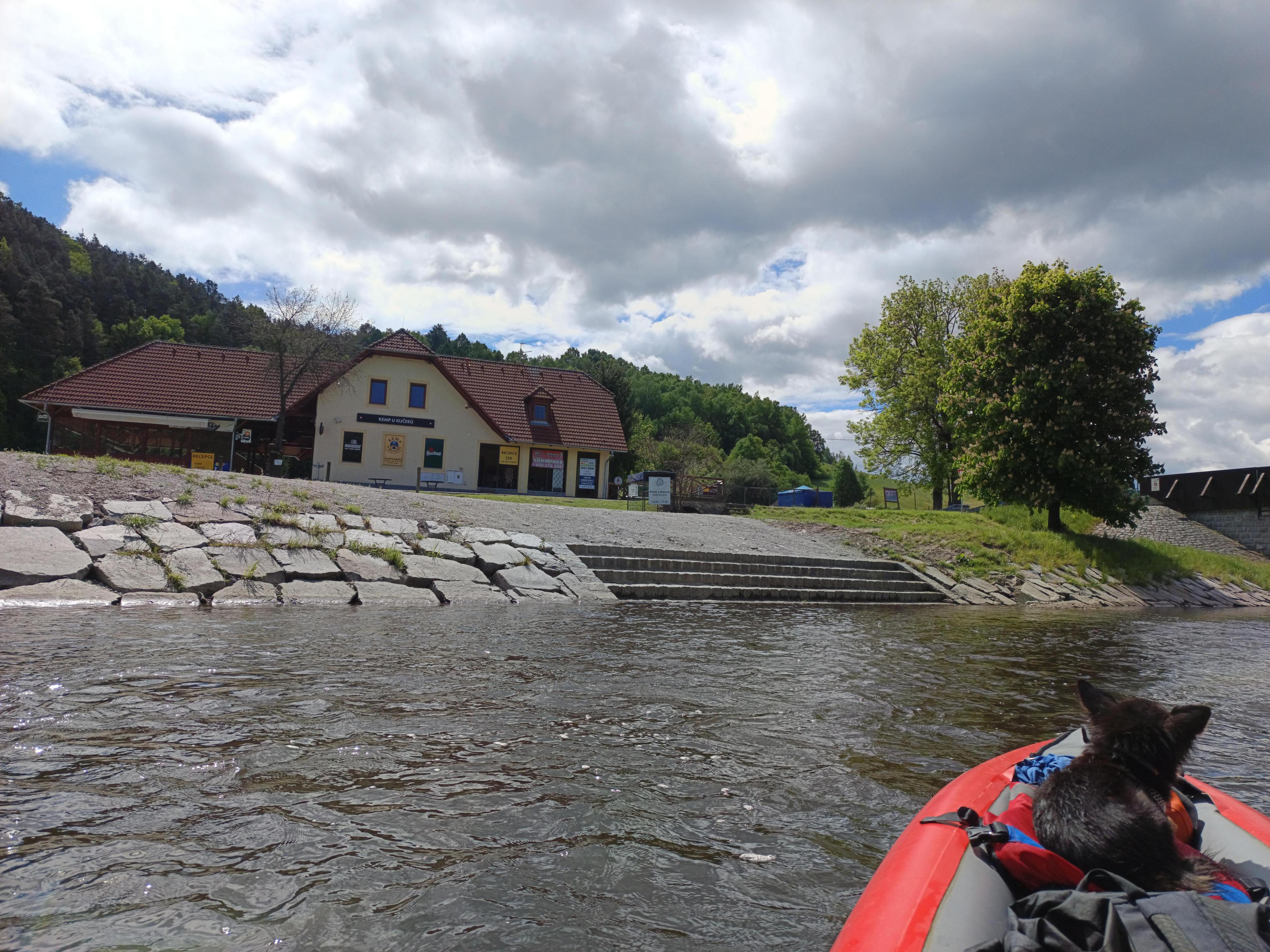 Sběrné a nástupní místo Zlatá Koruna foto 2