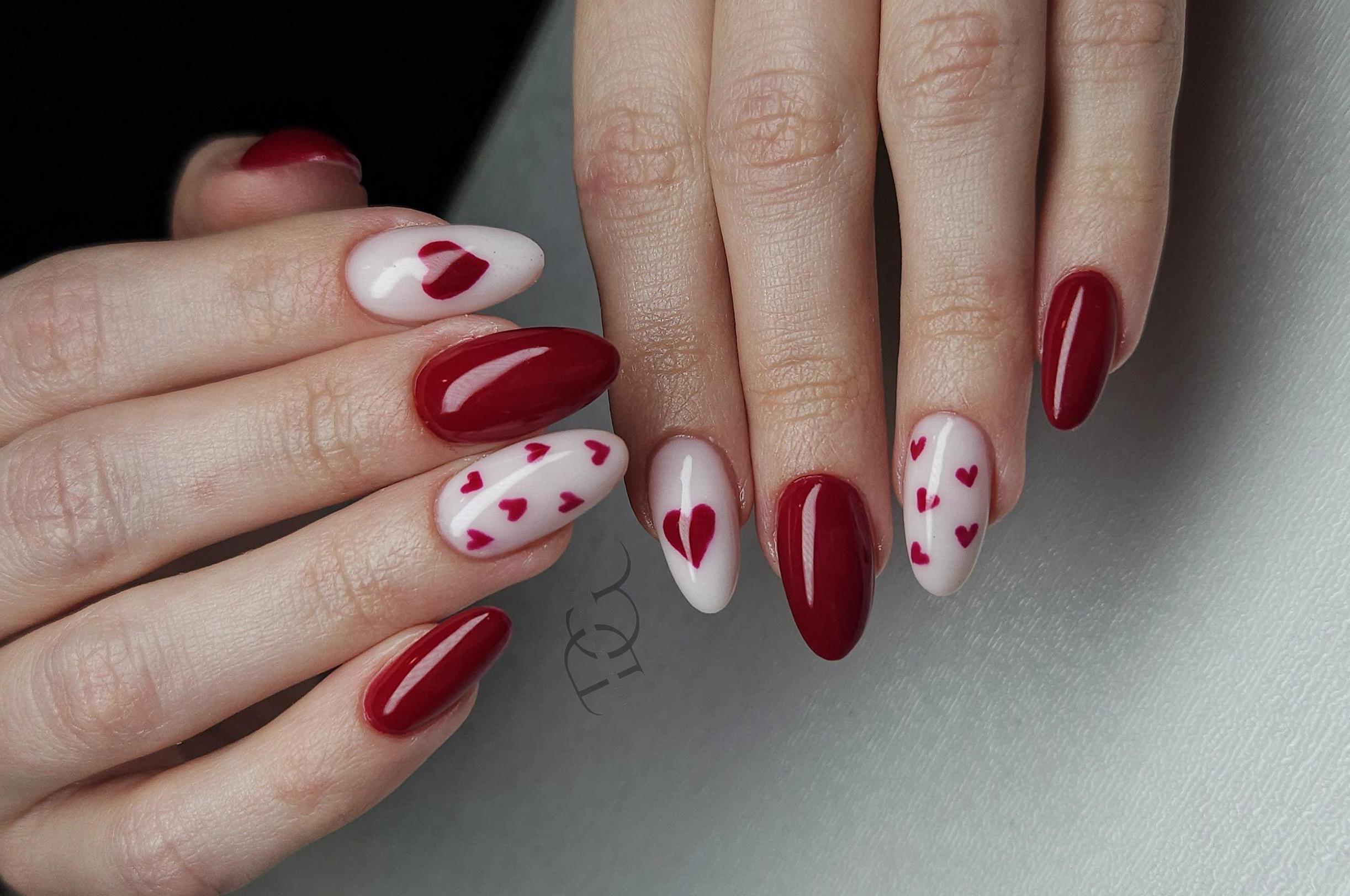 Nehtové studio - Denisa Göhlerová