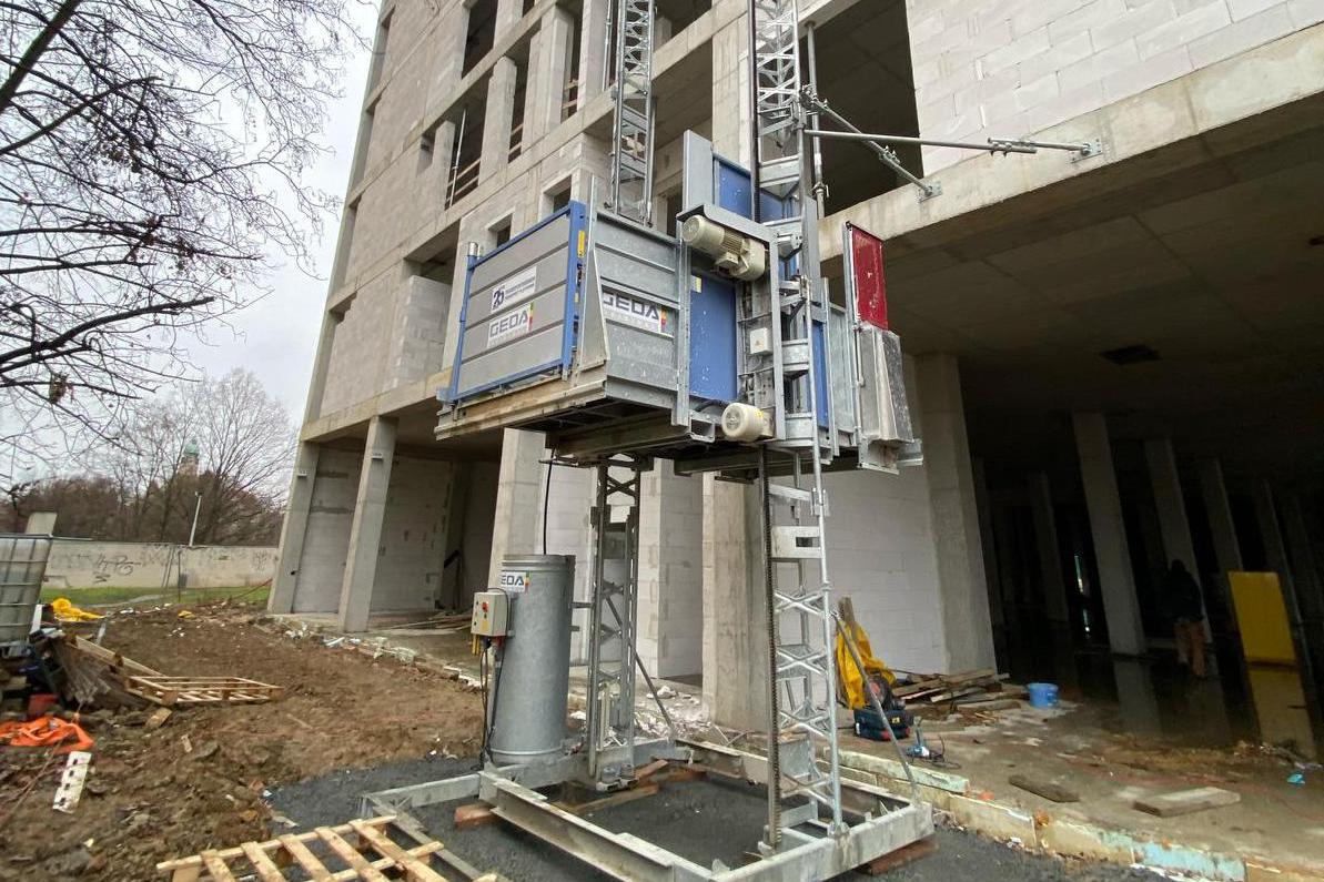 Stavební výtahy GEDA