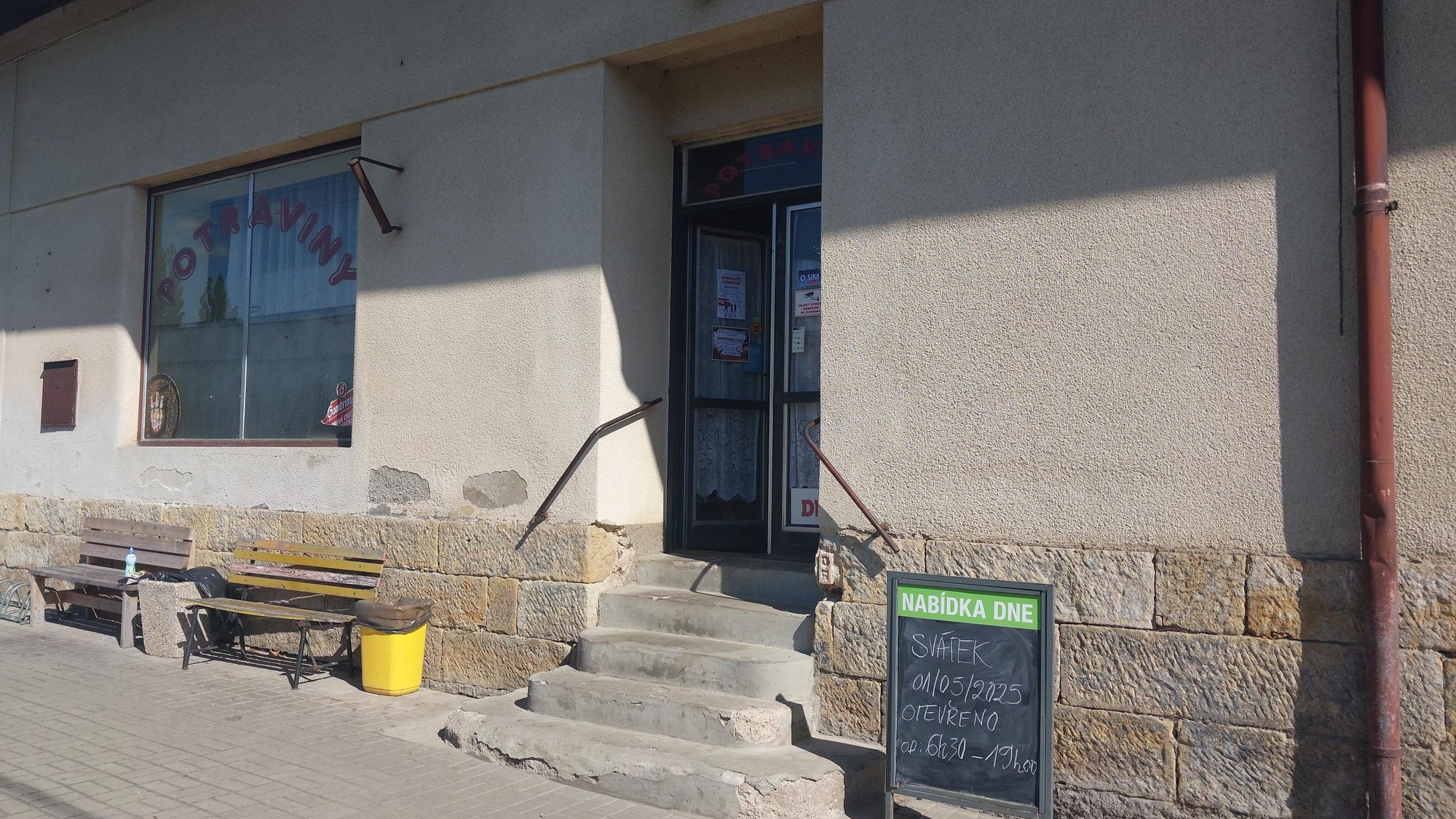 Potraviny Dobřenice foto 2