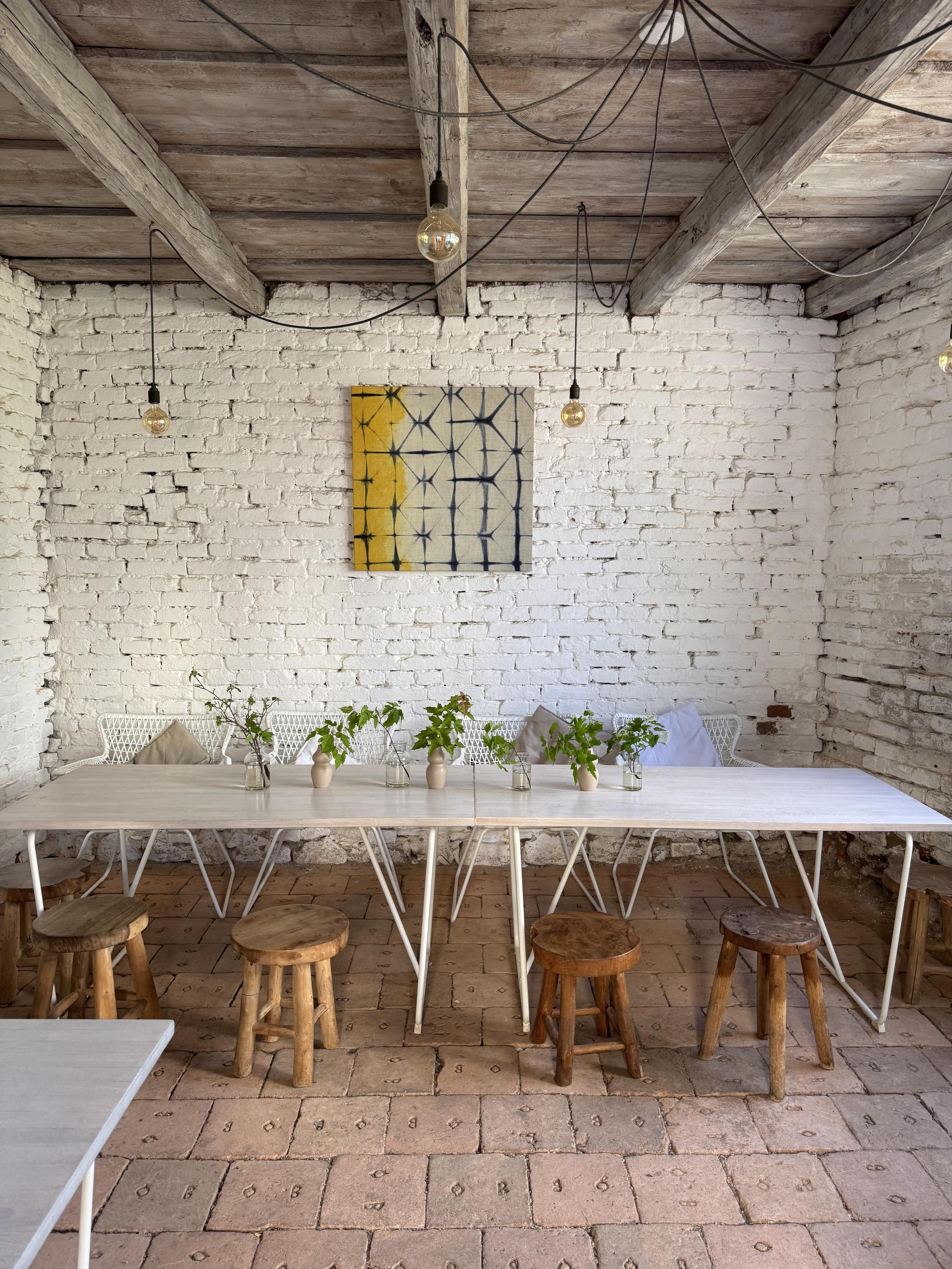 Dvorek Bořetice / café wine bistro foto 5