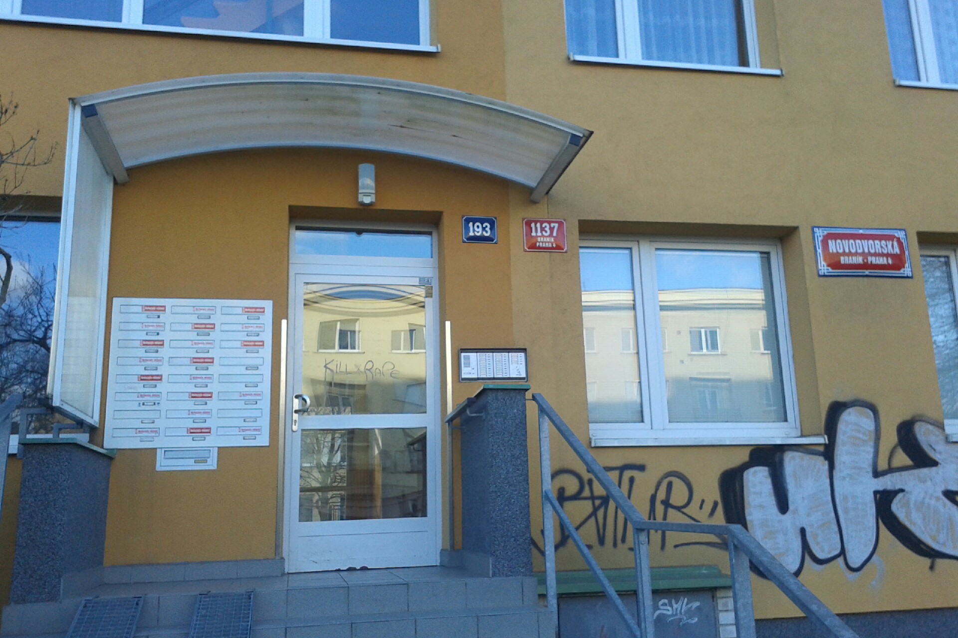 Bytové družstvo Novodvorská 1137