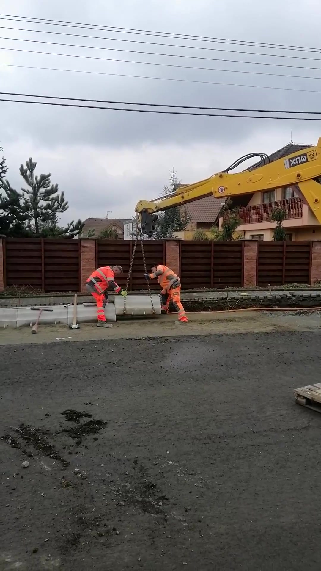 Jan Uhlíř, zemní a výkopové práce bagrem foto 2 (náhled videa)