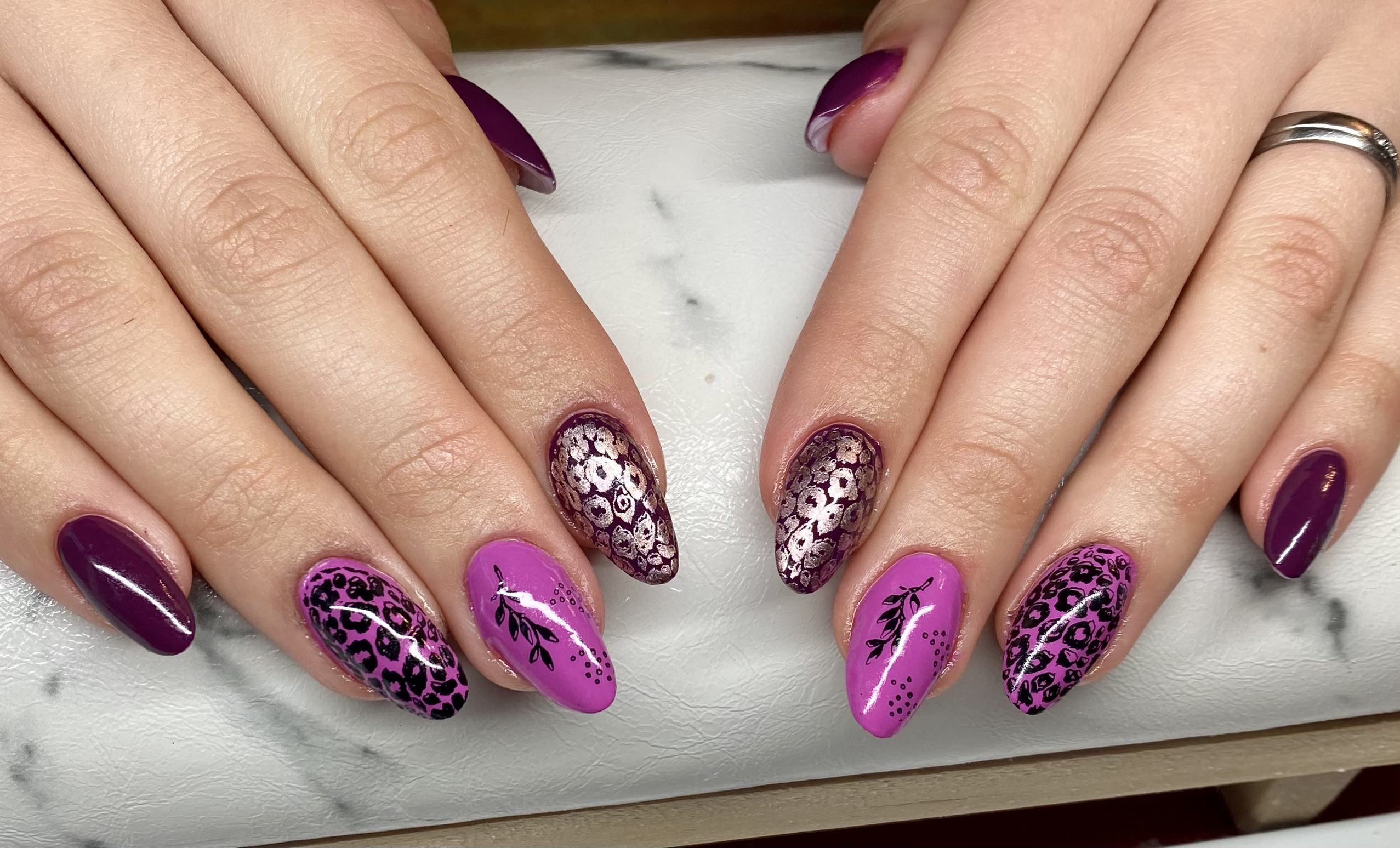 Tinuš Nails Design foto 3