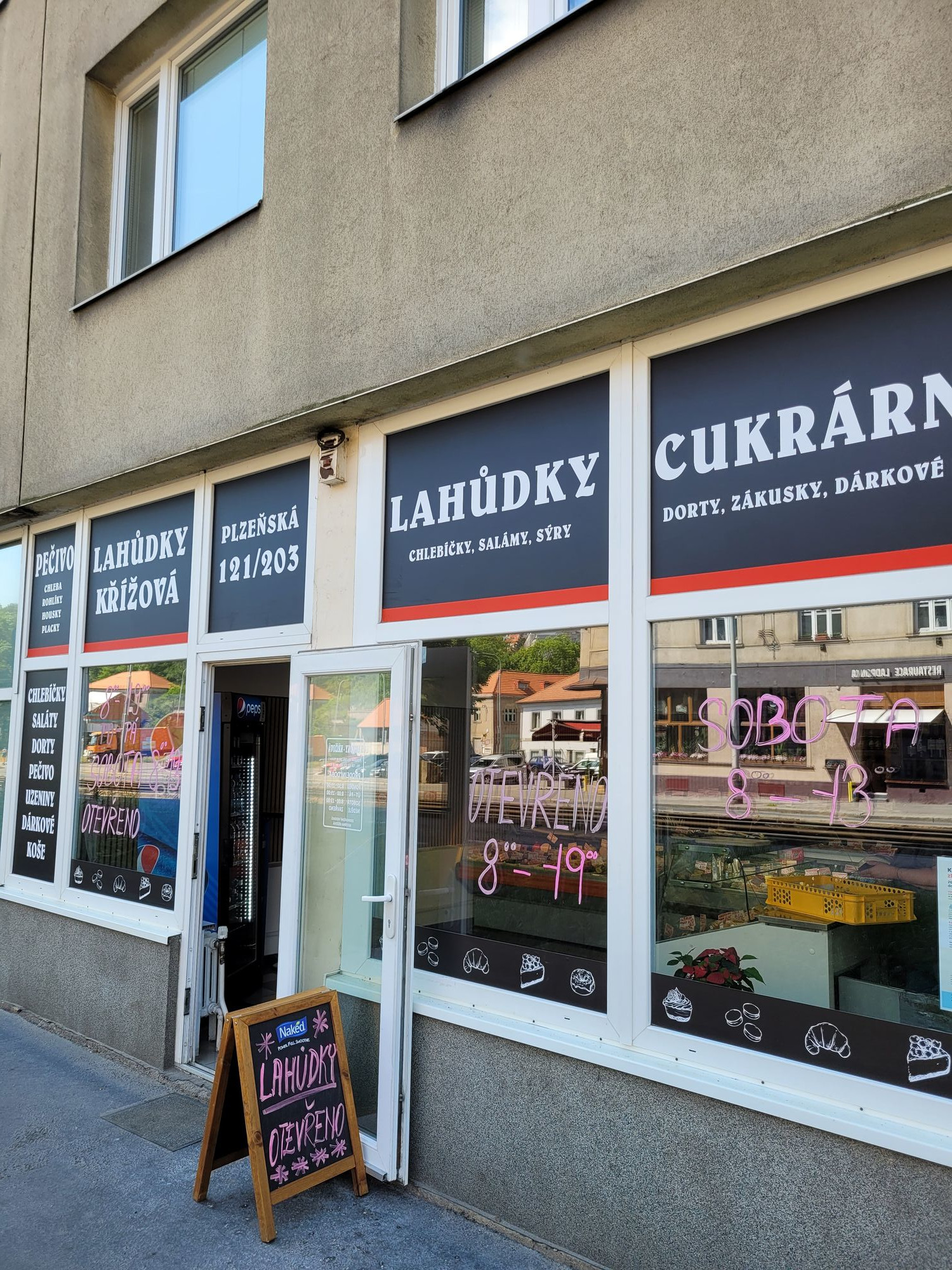 Lahůdky Křížová foto 2