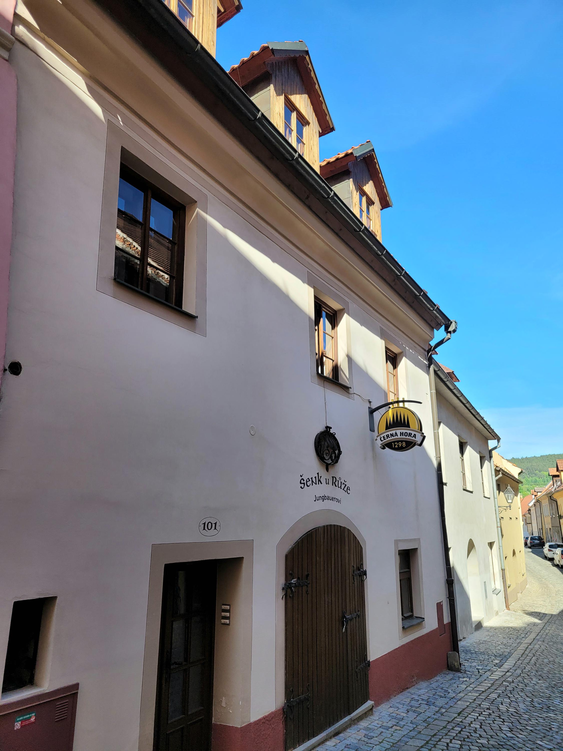 Šenk u růže foto 4