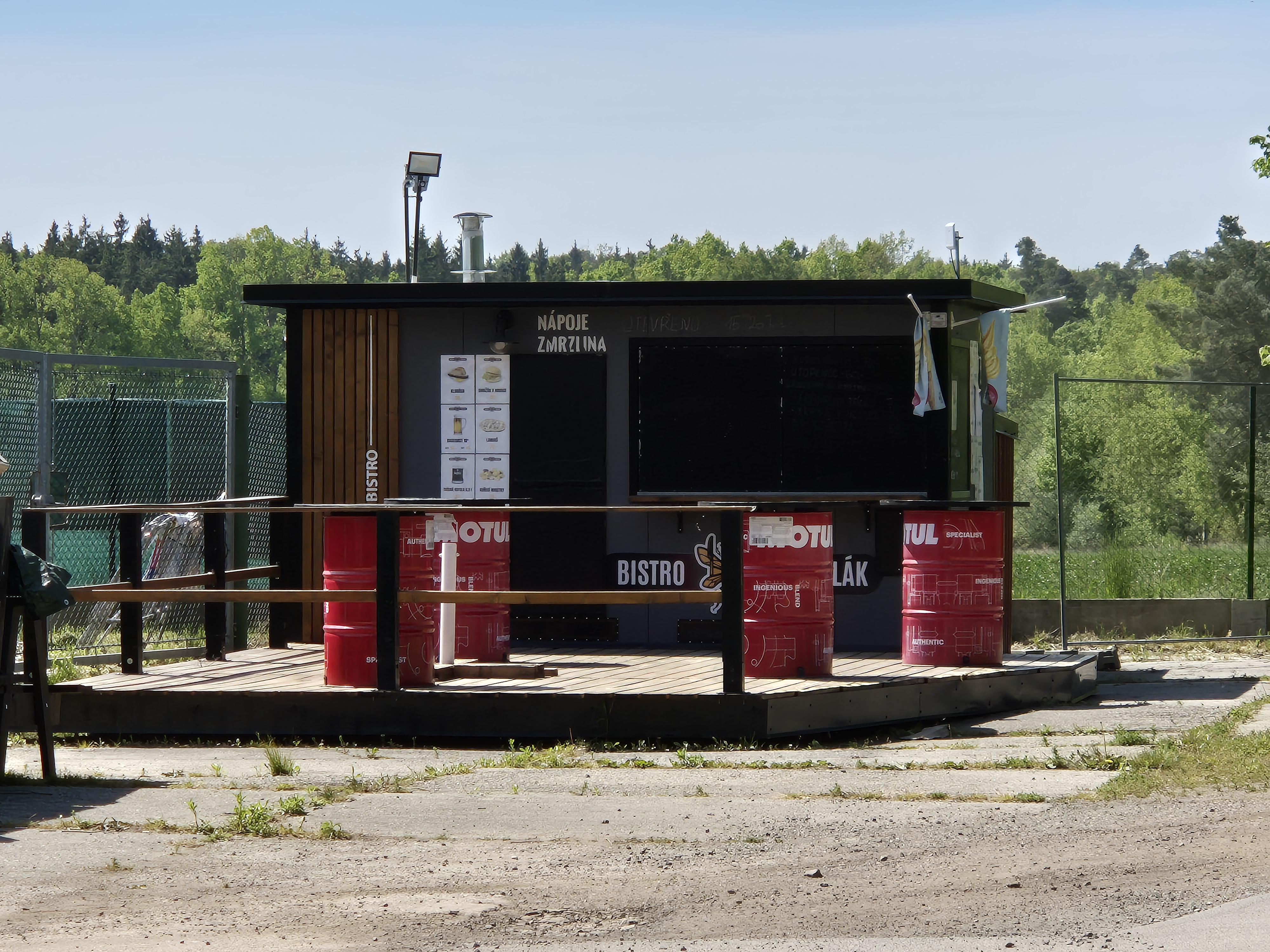 Bistro Čmelák foto 6