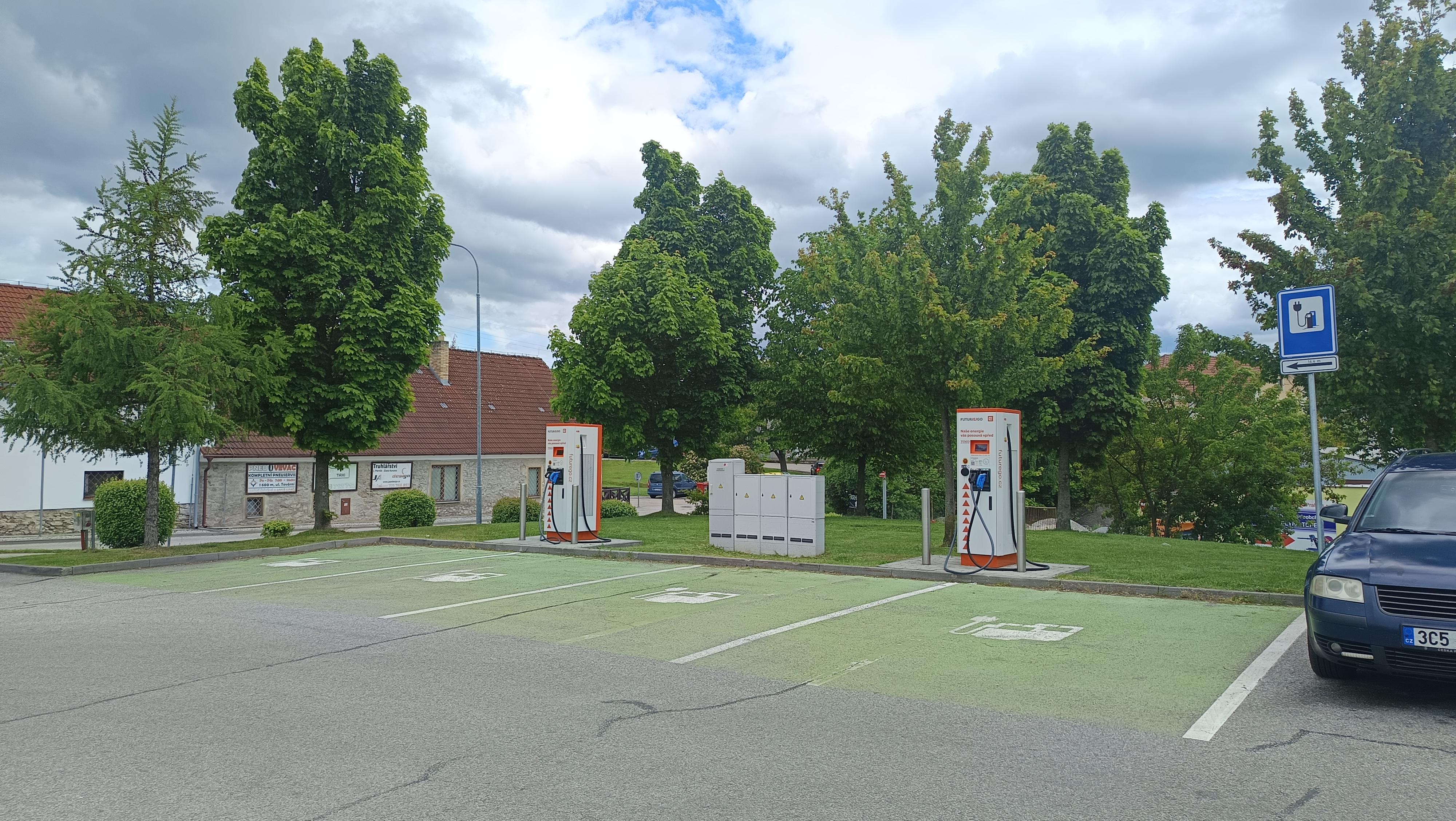 Nabíjecí stanice ČEZ foto 3