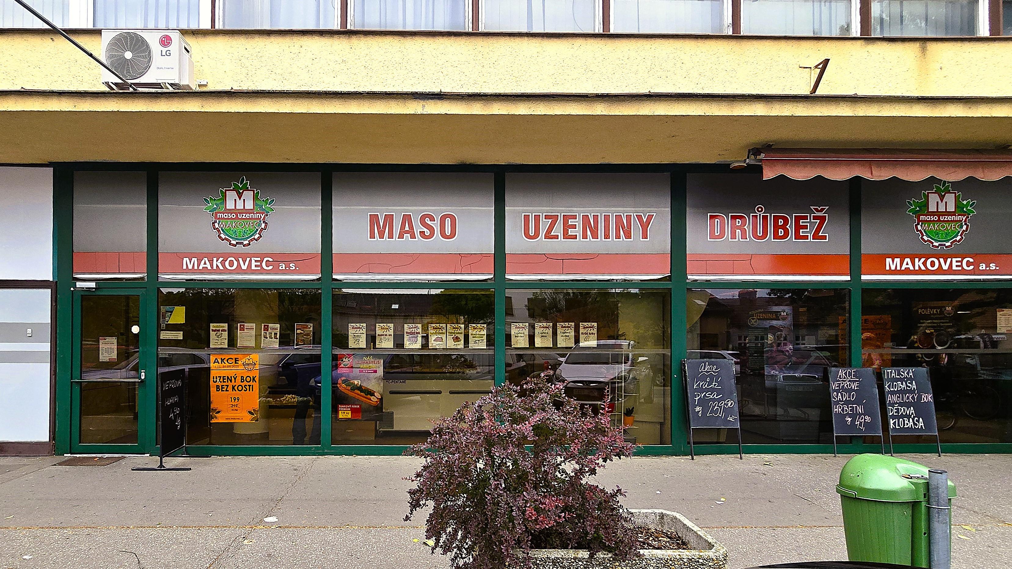 Makovec - maso uzeniny foto 4