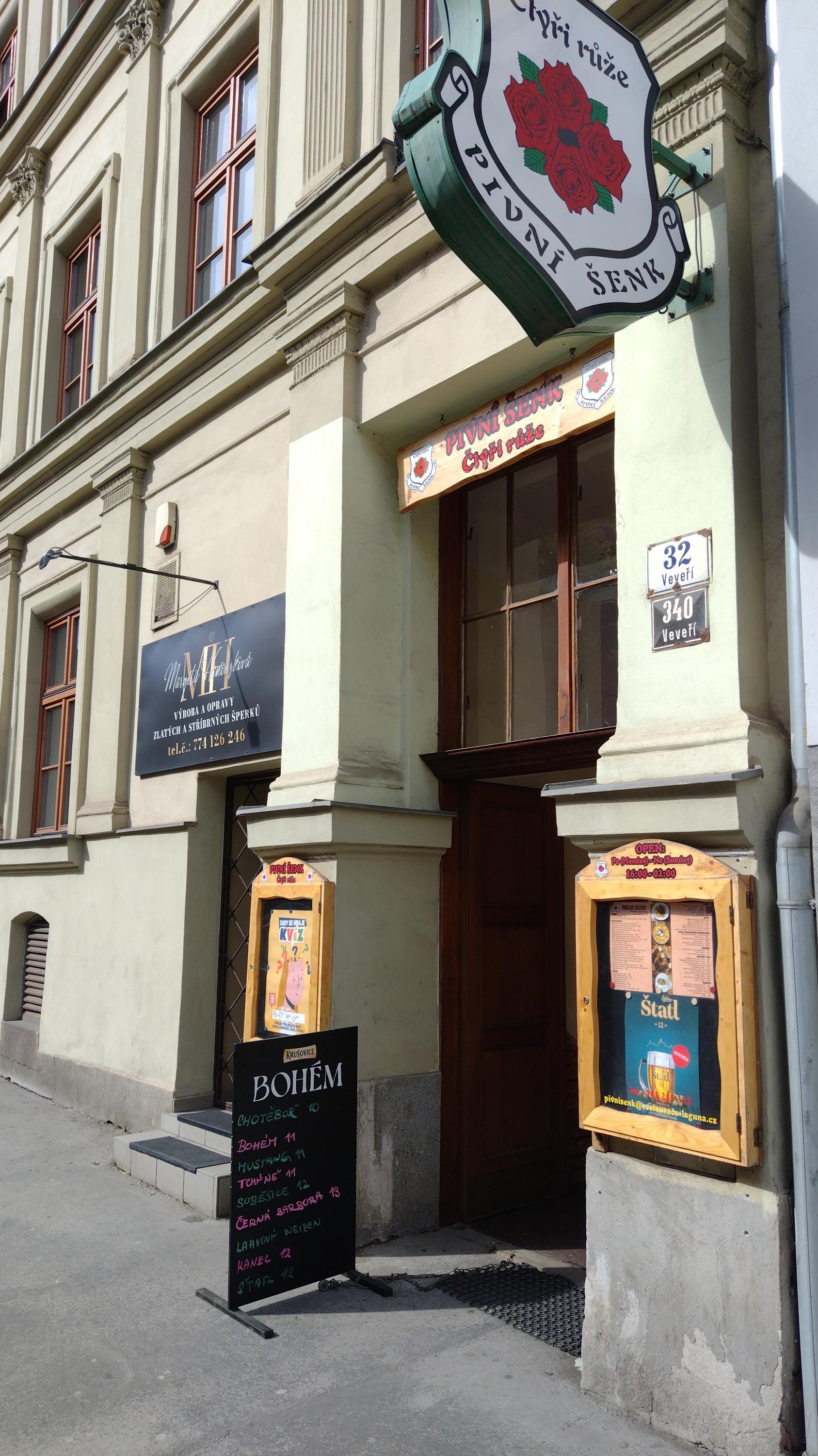 Pivní Šenk Čtyři růže foto 4