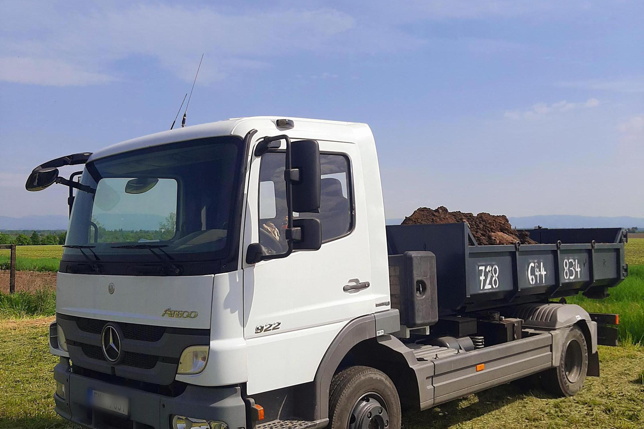 Lukáš Němec - Autodoprava, zemní a výkopové práce