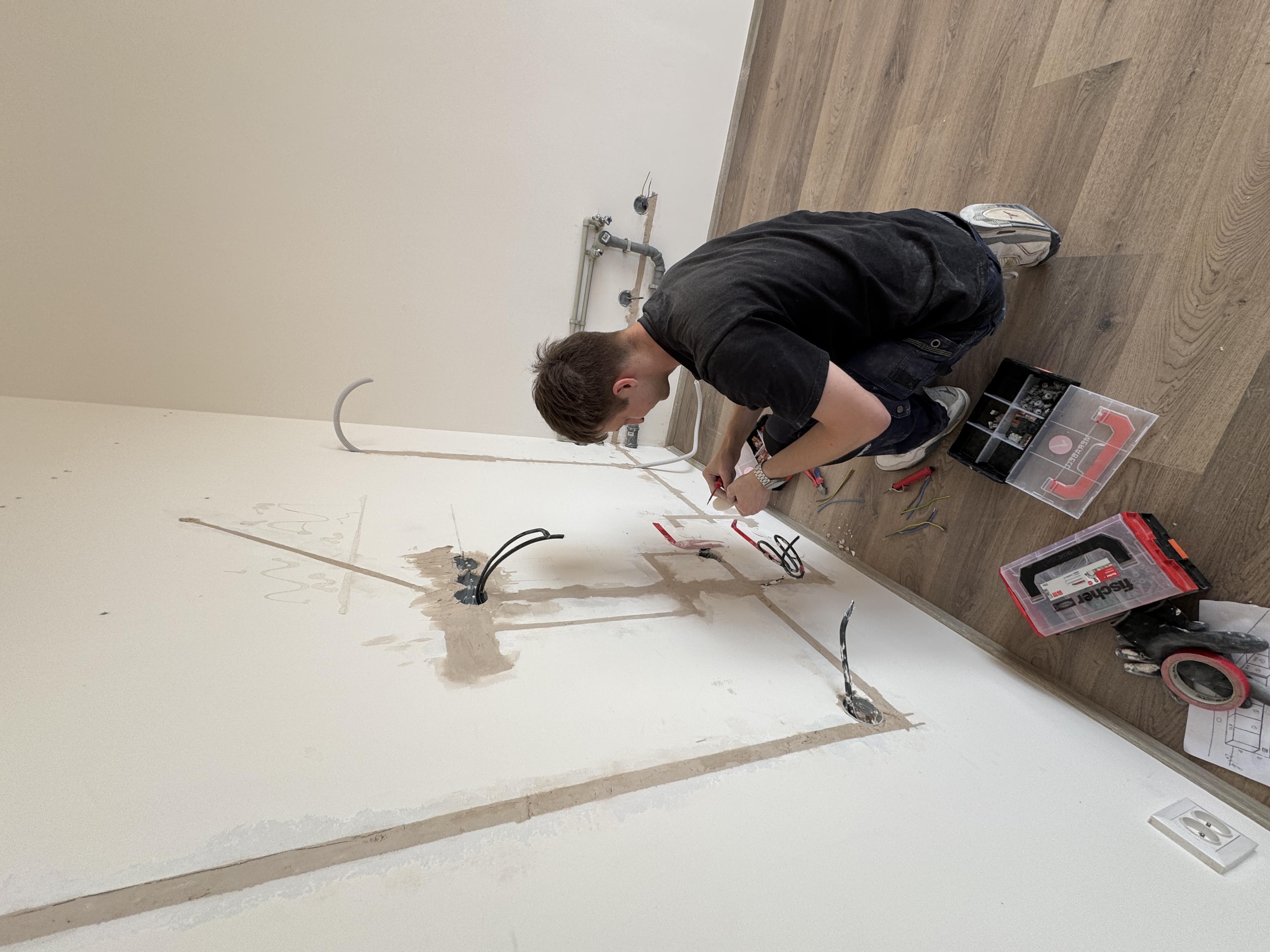 Instalatér, topenář, elektrikář - Dino Group s.r.o. foto 3