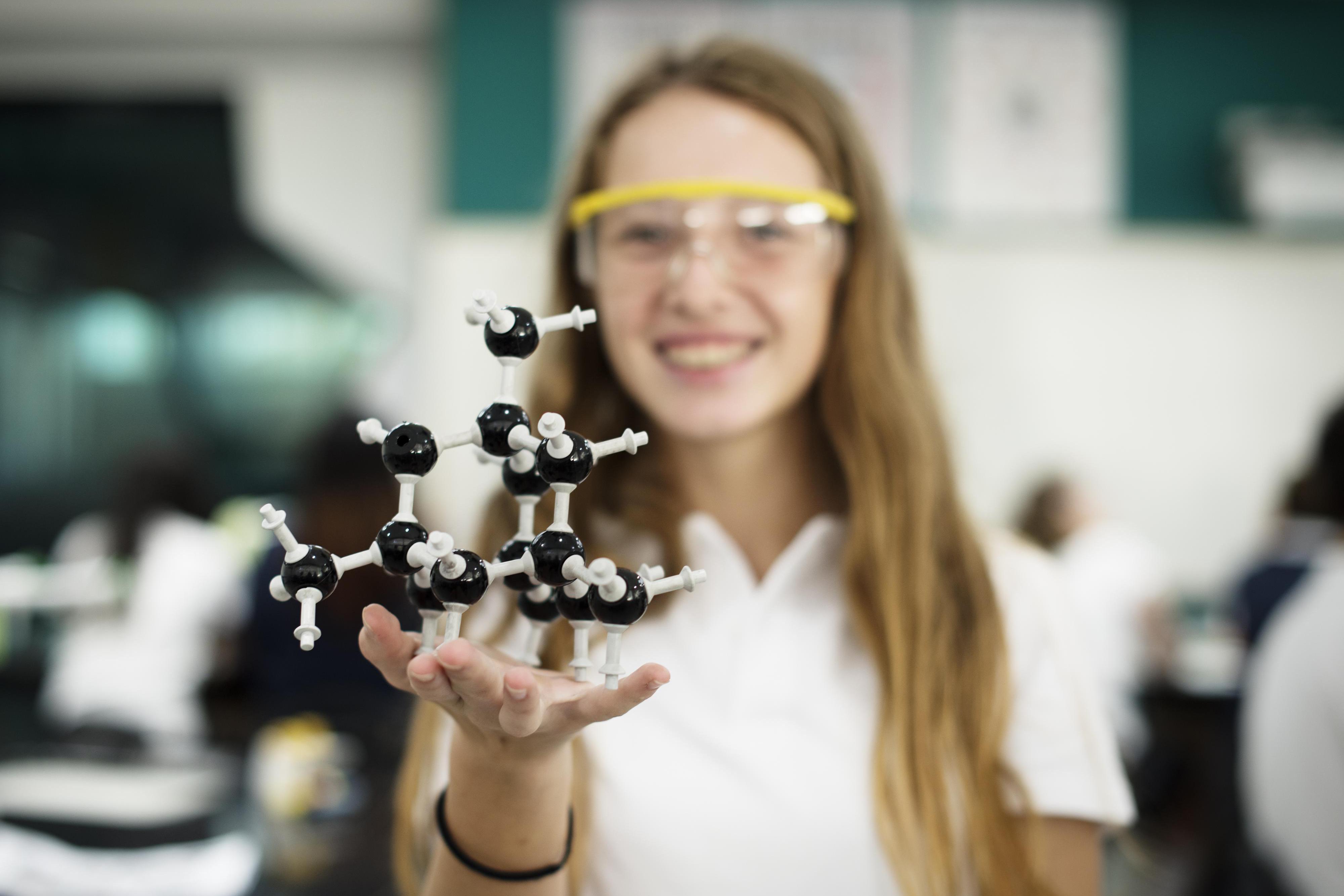 ZŠ a gymnázium AVIDA