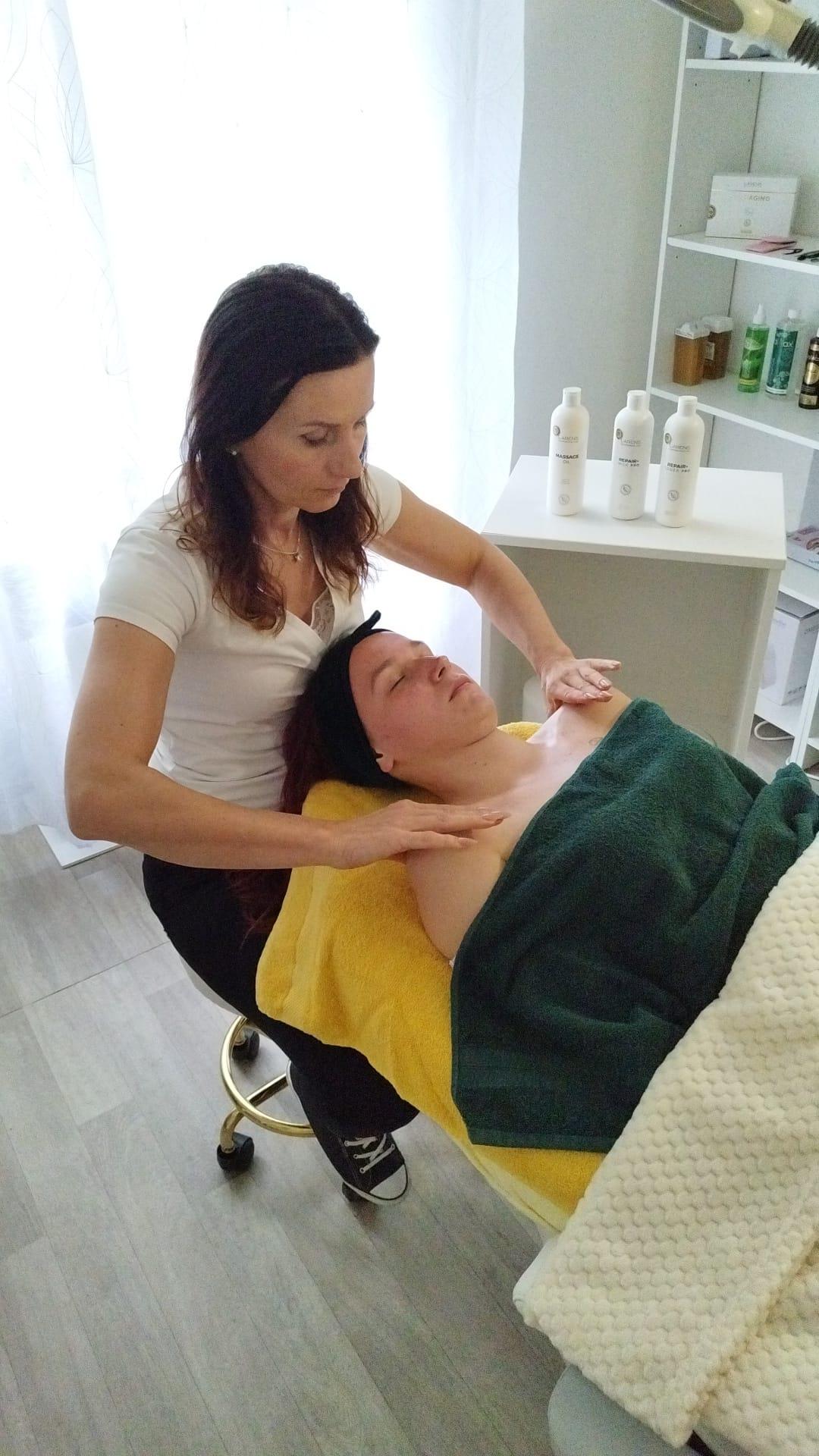 Kosmetický salón Chic foto 5
