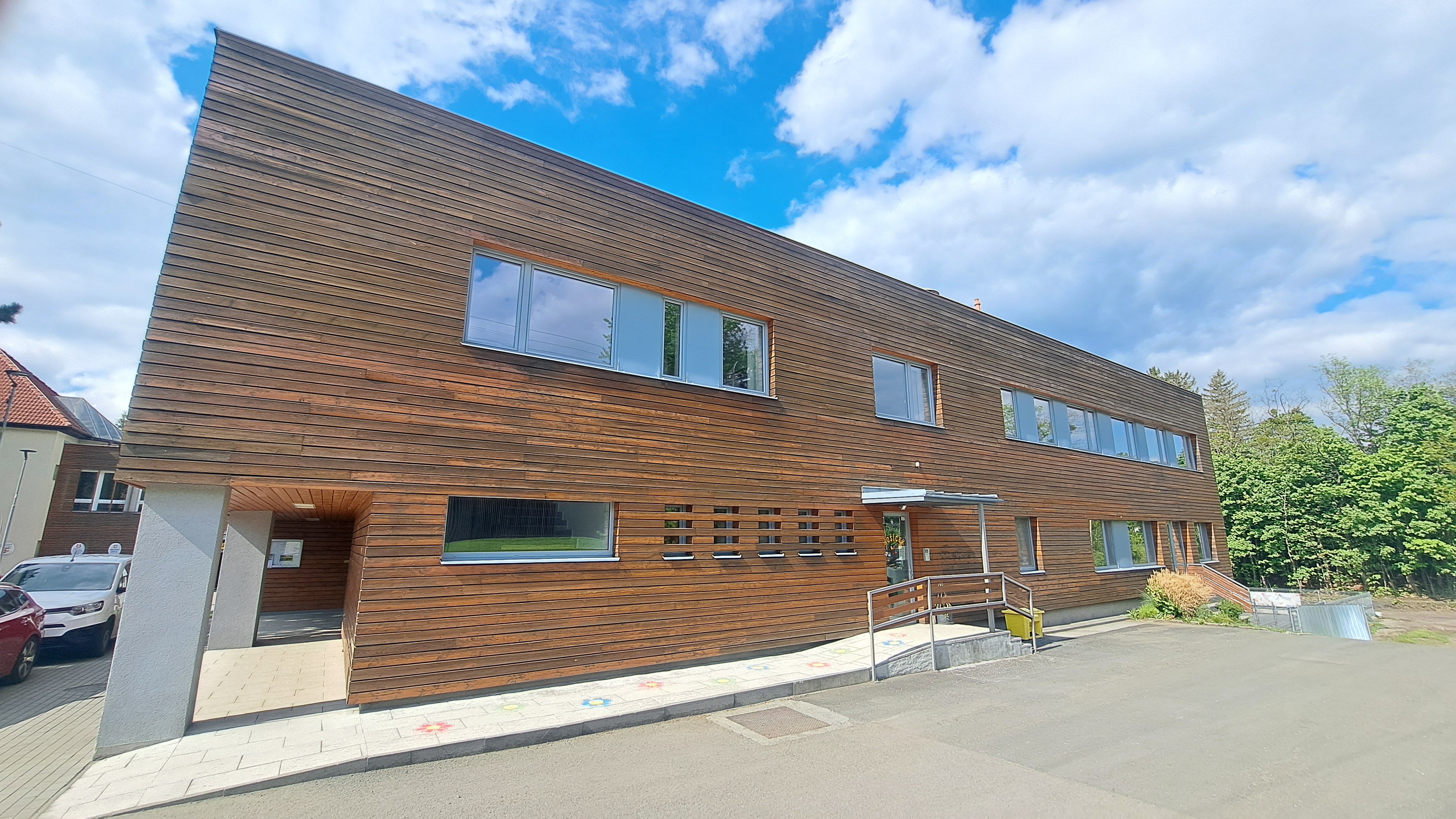 Jubilejní základní škola prezidenta Masaryka a Mateřská škola Trojanovice, okres Nový Jičín foto 2