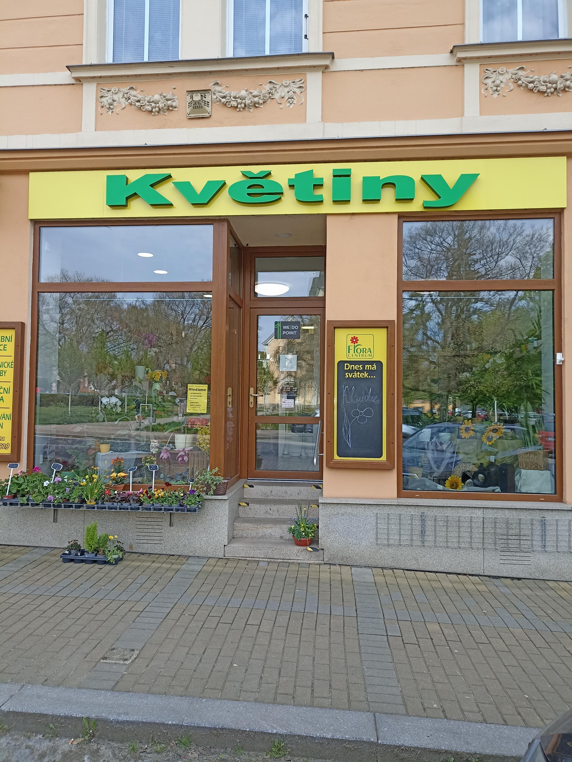 Flora centrum Mráz s.r.o. - Květinářství foto 2