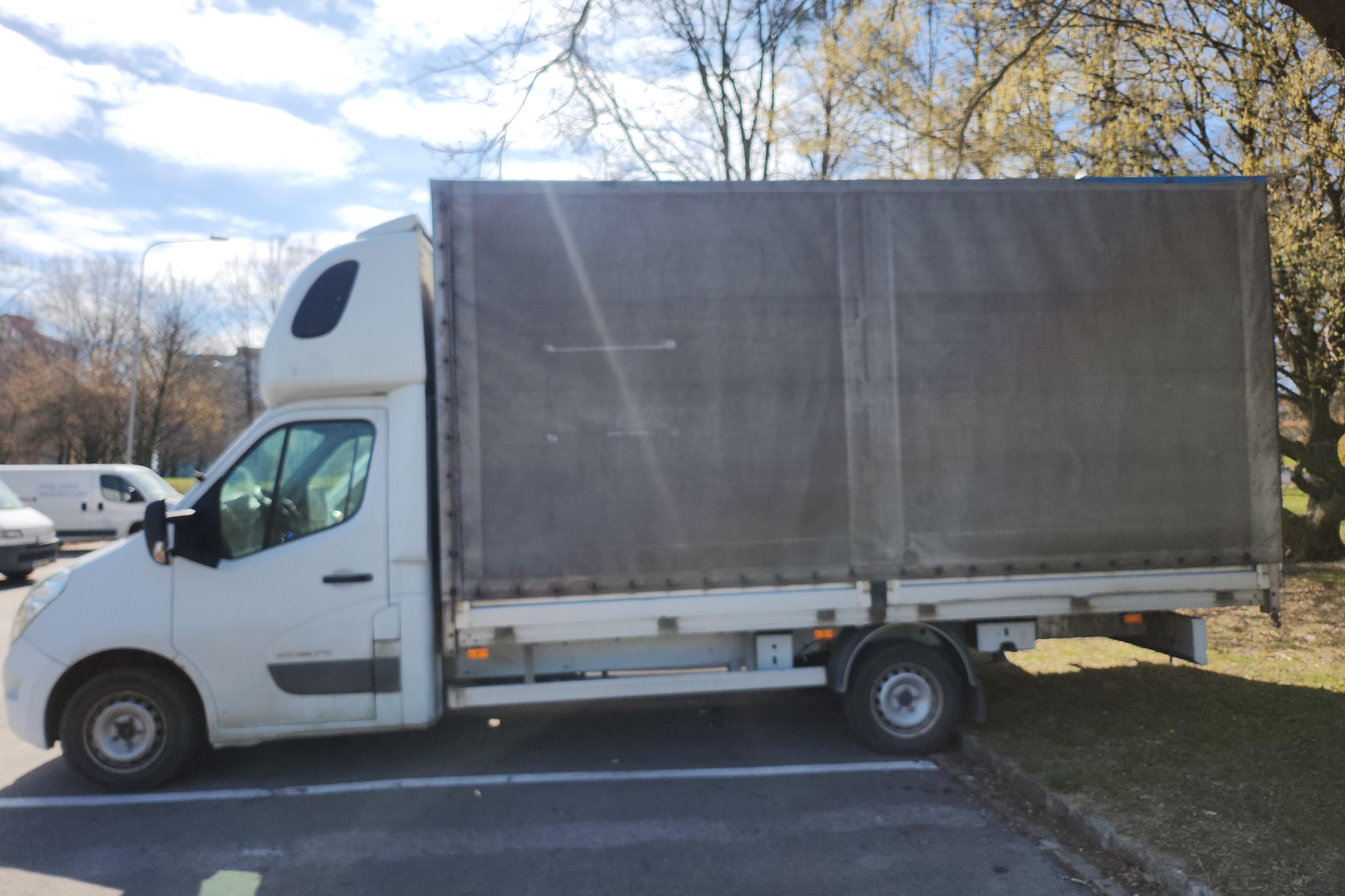 Stěhování Bachara