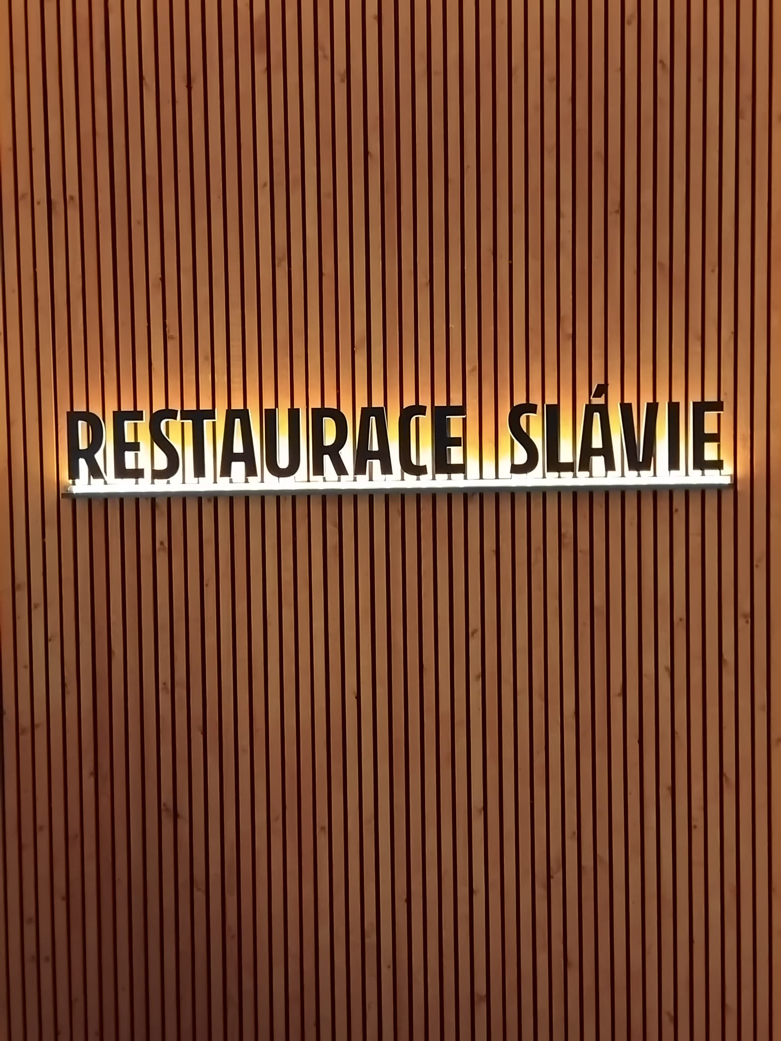 Restaurace Slávie foto 3