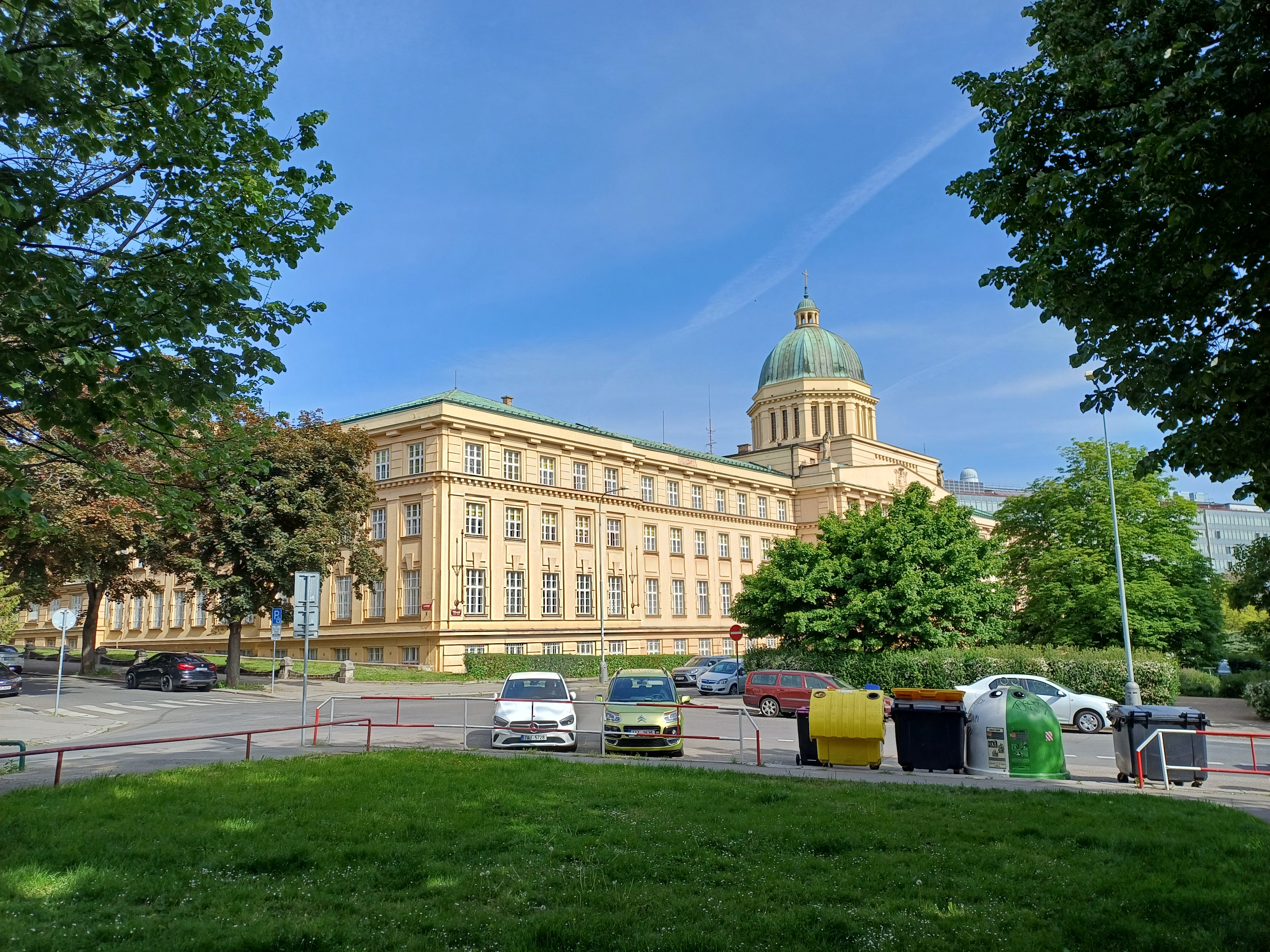 Katolická teologická fakulta - Univerzita Karlova foto 5