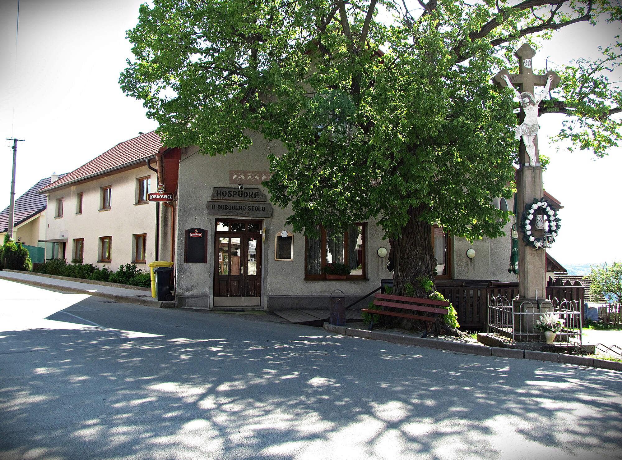 Hospůdka U Dubového stolu