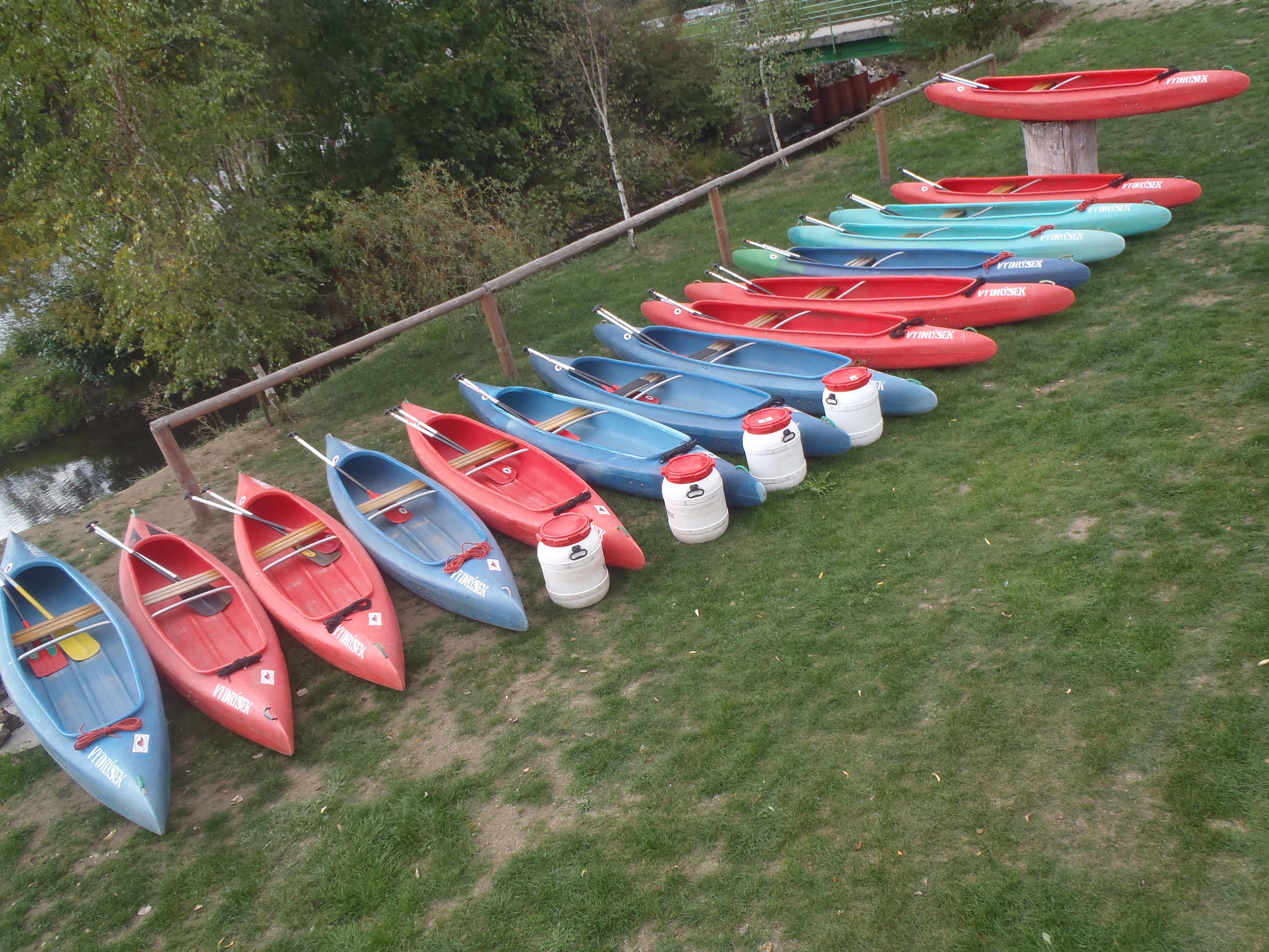 Půjčovna lodí a raftů Vydrýsek foto 2